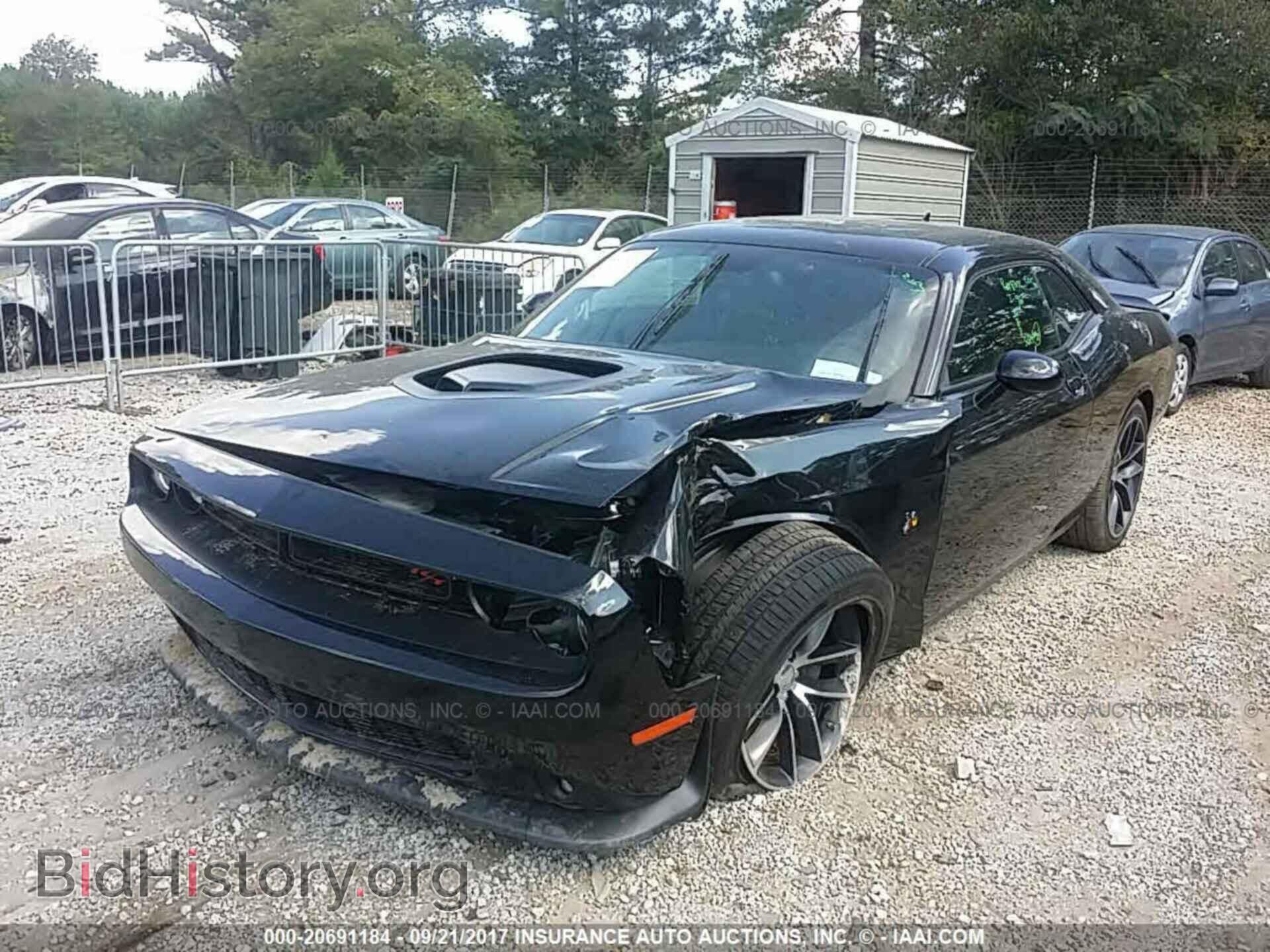 2016 Dodge Challenger - VIN: 2C3CDZFJ6GH308712 - Photo 2