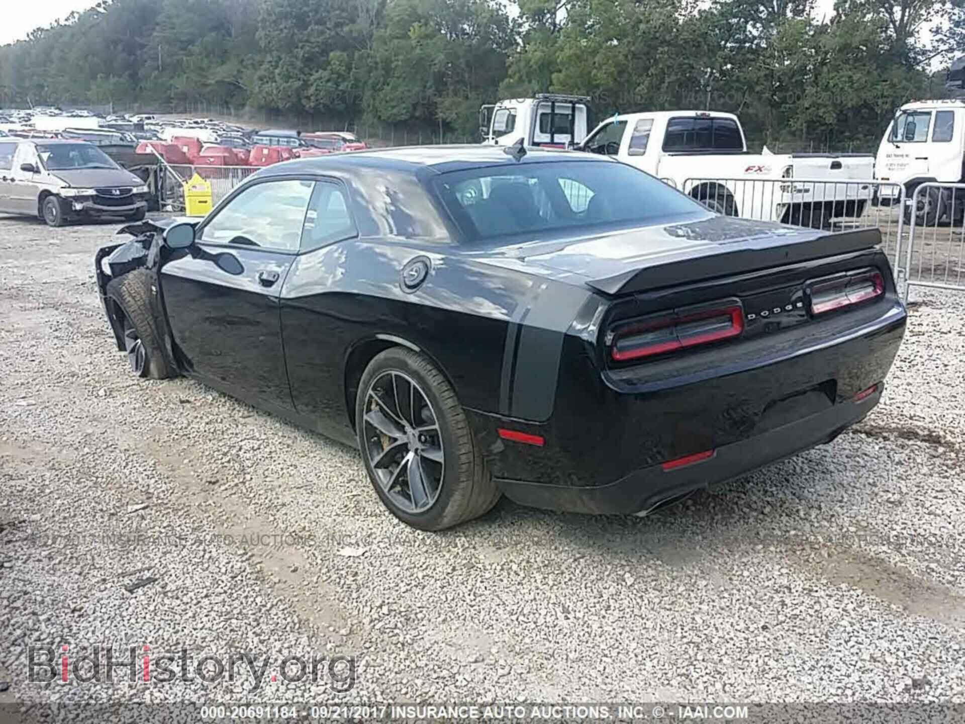 2016 Dodge Challenger - VIN: 2C3CDZFJ6GH308712 - Photo 3