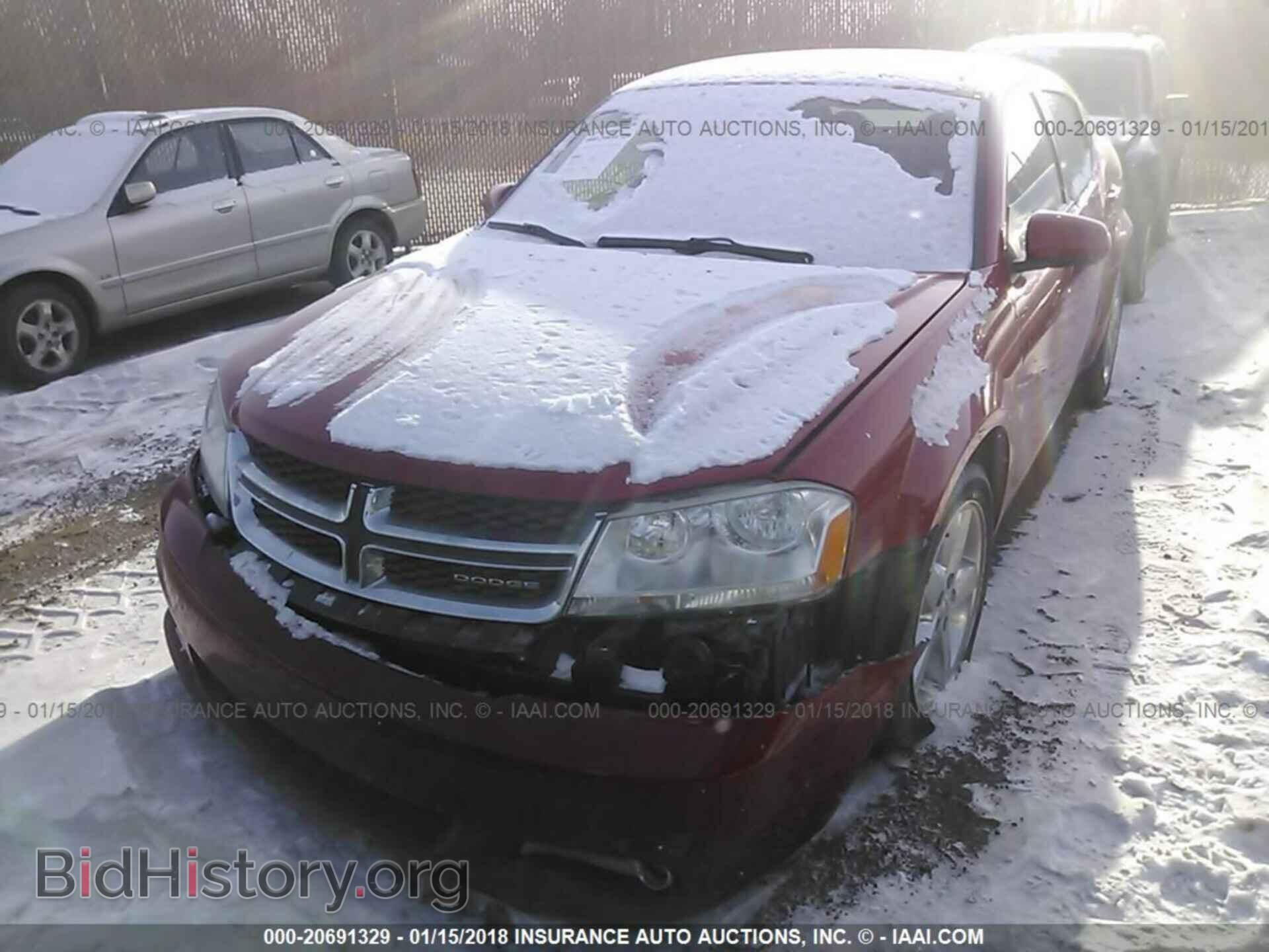 2011 Dodge Avenger - VIN: 1B3BD2FG9BN508827 - Photo 2
