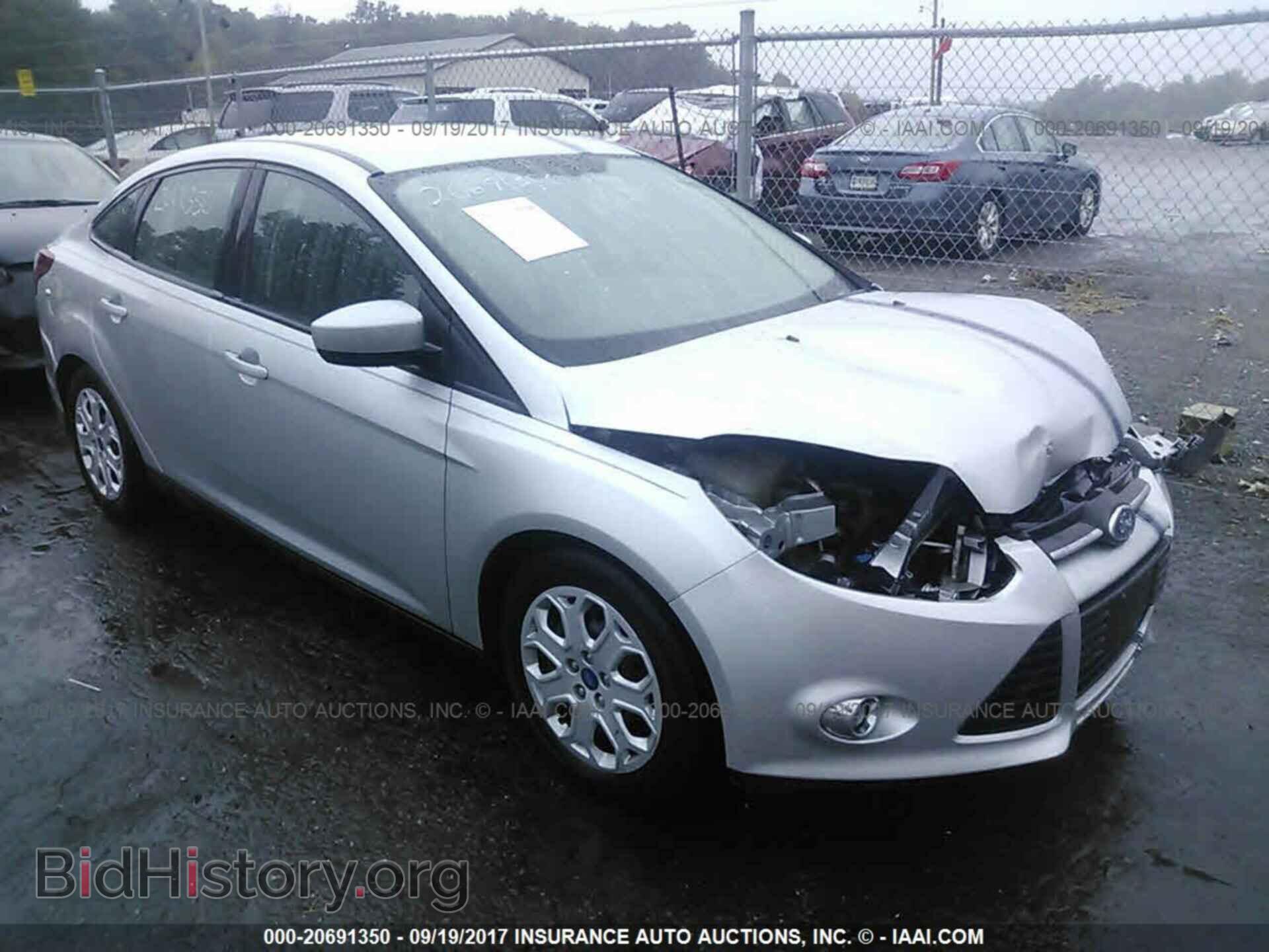 Фотография 1FAHP3F27CL208040 - Ford Focus 2012
