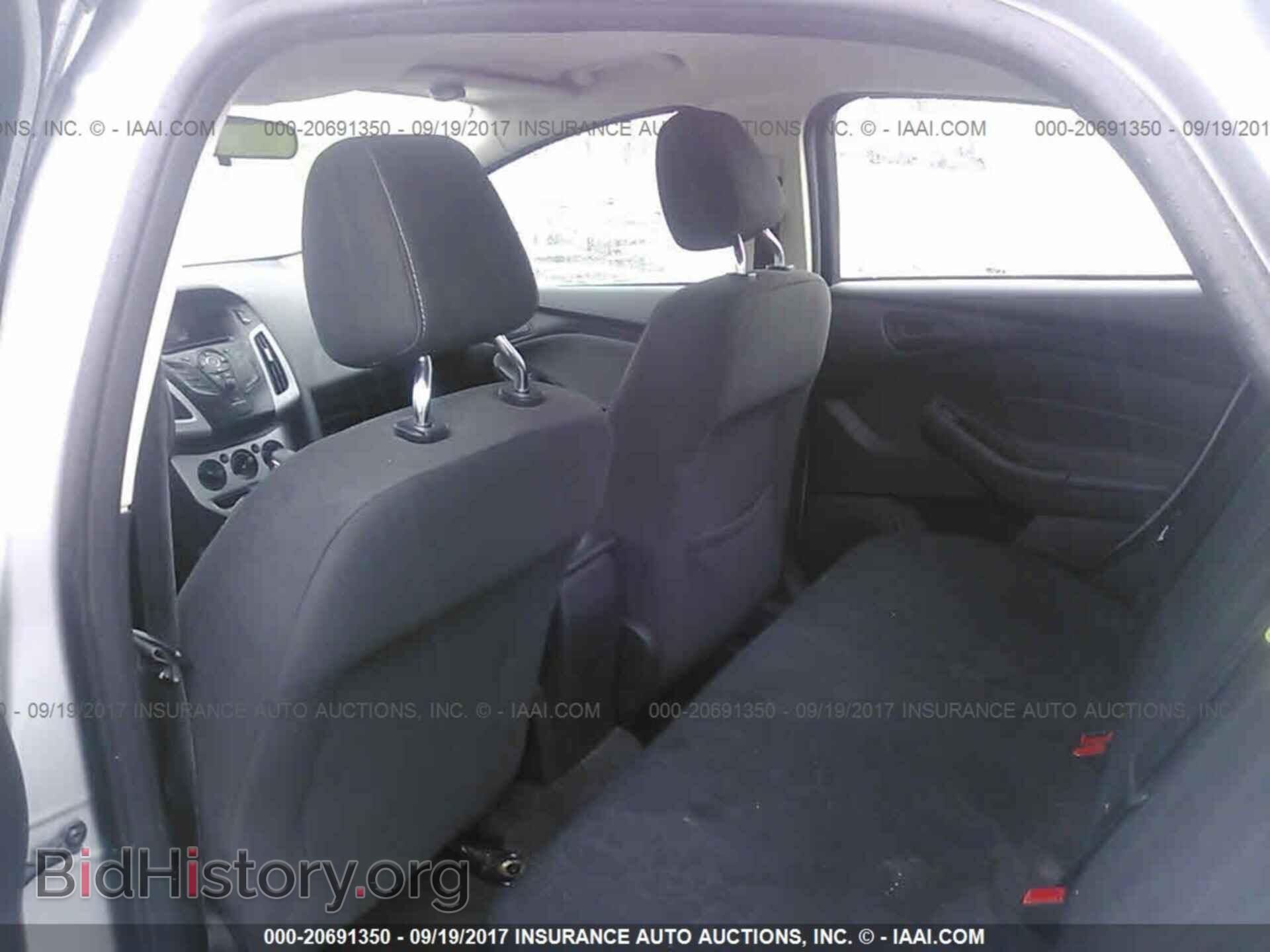 2012 Ford Focus - VIN: 1FAHP3F27CL208040 - Photo 8