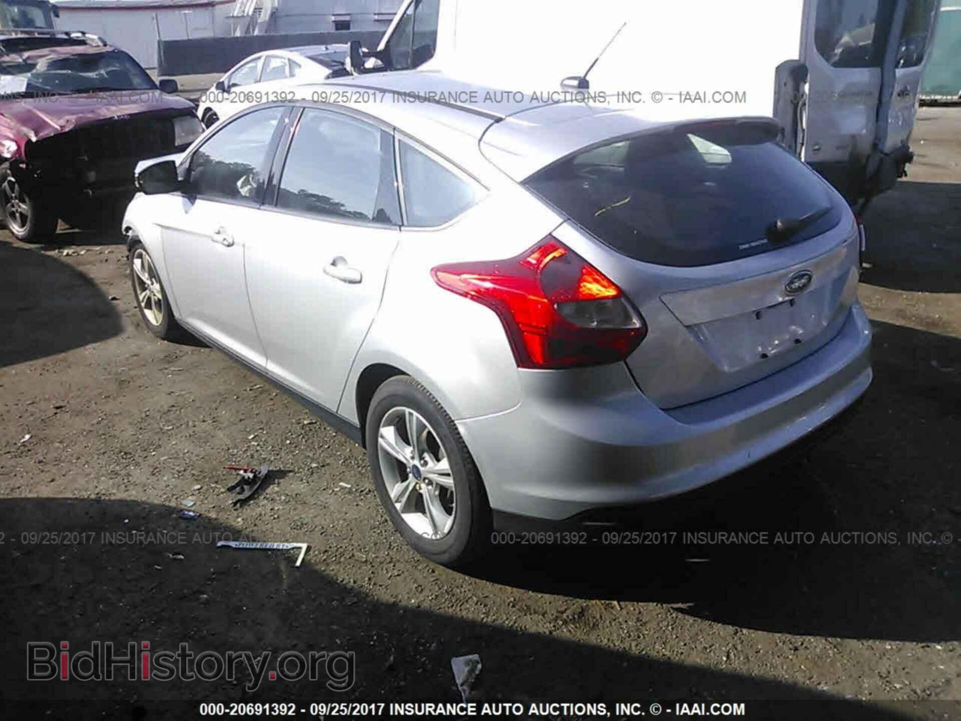 2014 Ford Focus - VIN: 1FADP3K27EL360469 - Фото 3