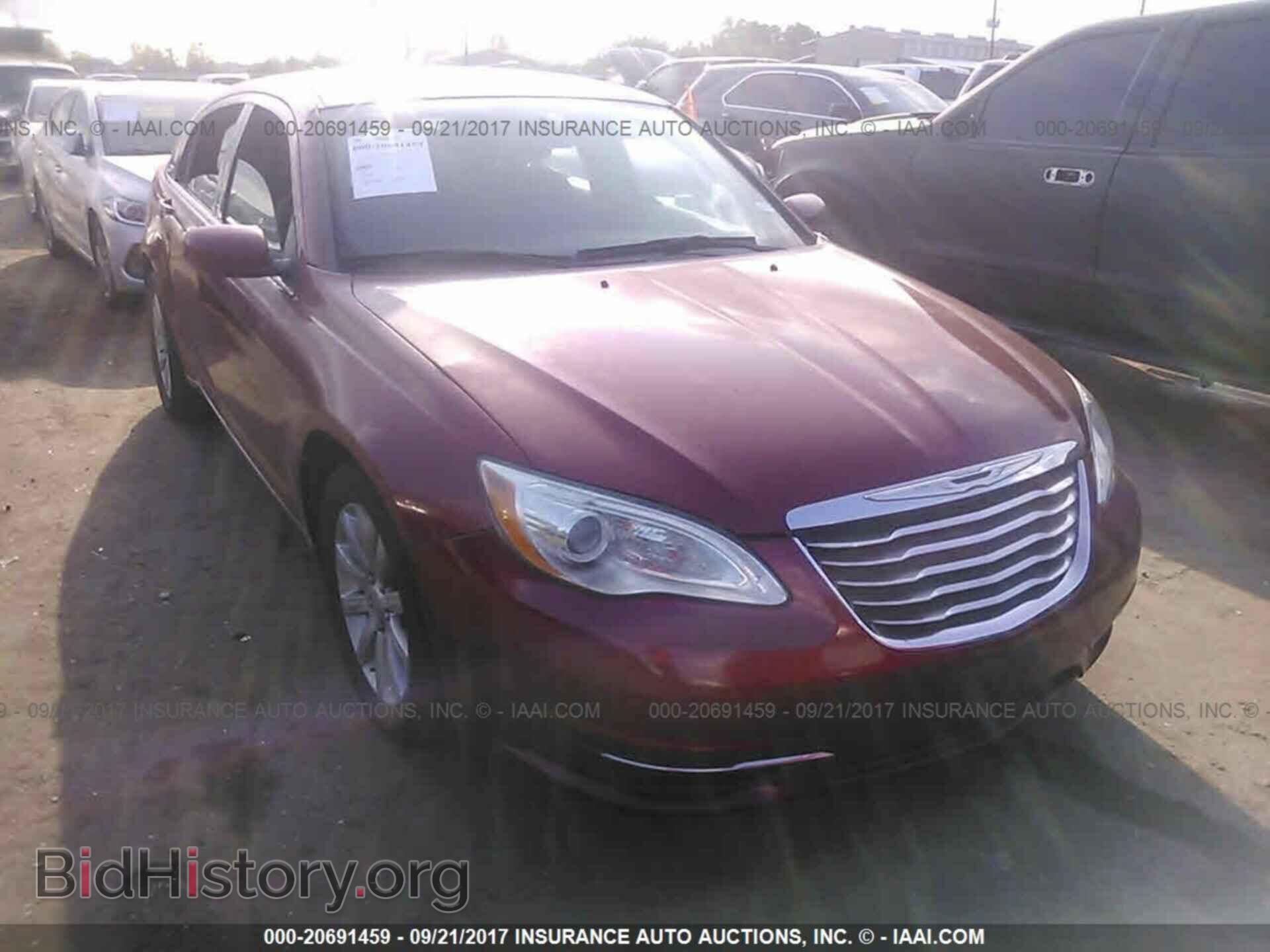 Photo 1C3CCBBG1DN731575 - Chrysler 200 2013