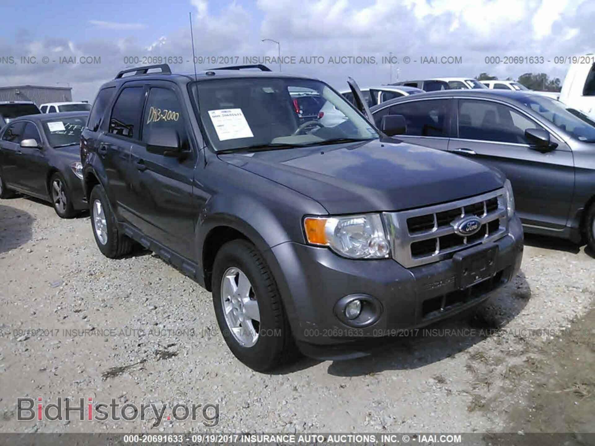 Photo 1FMCU0DG0CKB69805 - Ford Escape 2012