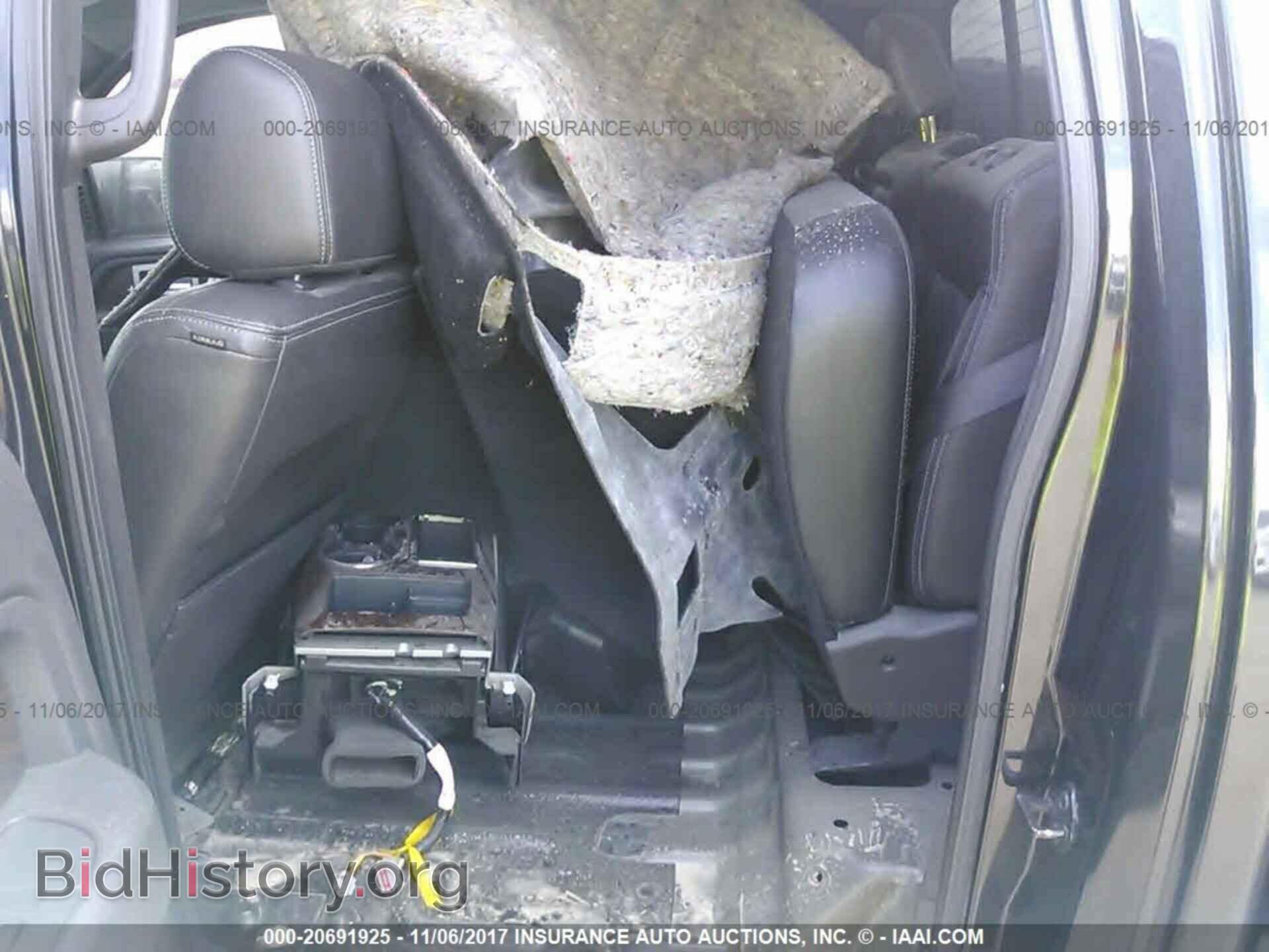 2012 Ford F150 - VIN: 1FTFW1CF2CFC02323 - Photo 8