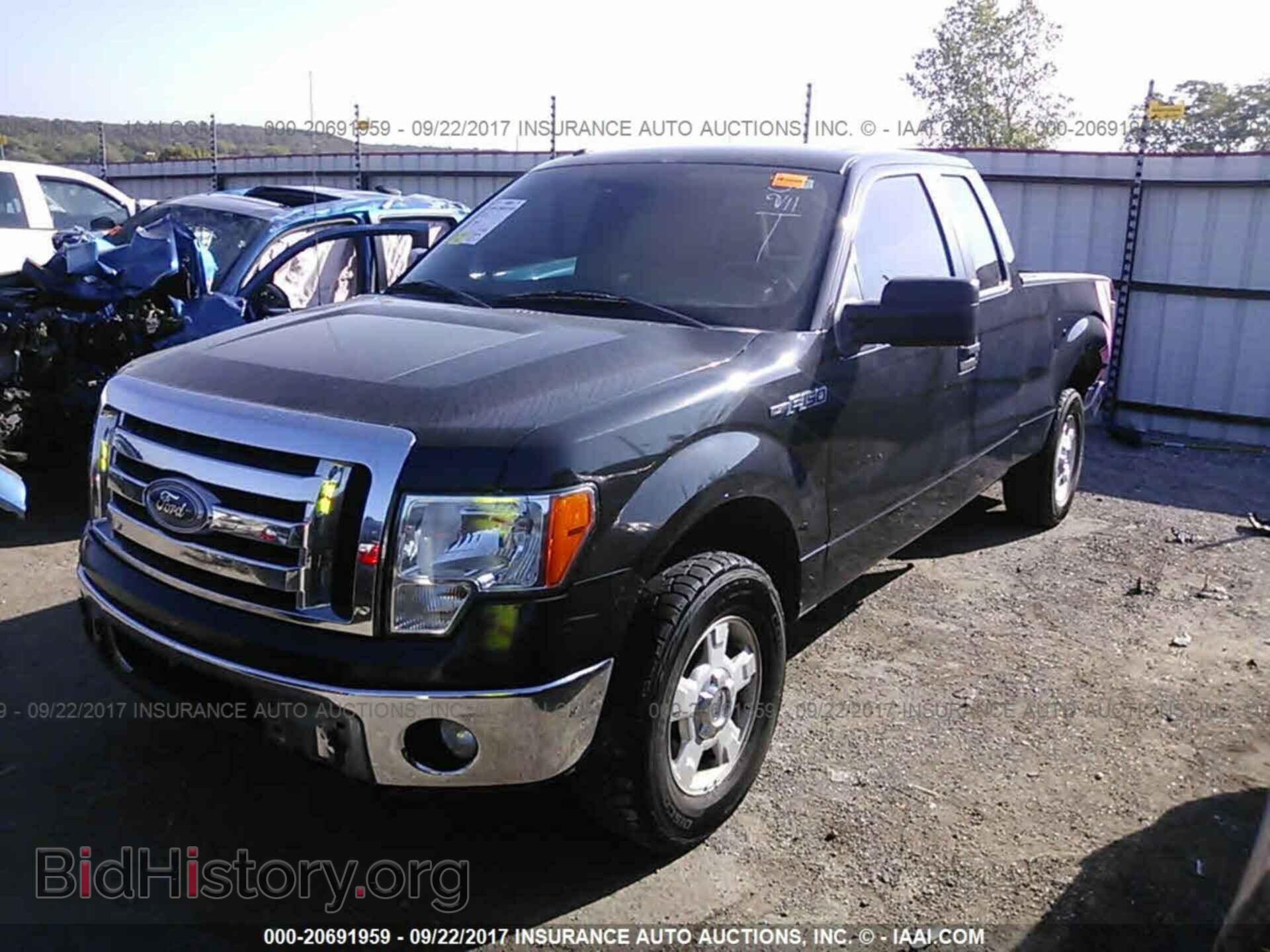 2011 Ford F150 - VIN: 1FTEX1CM4BFA12903 - Photo 2