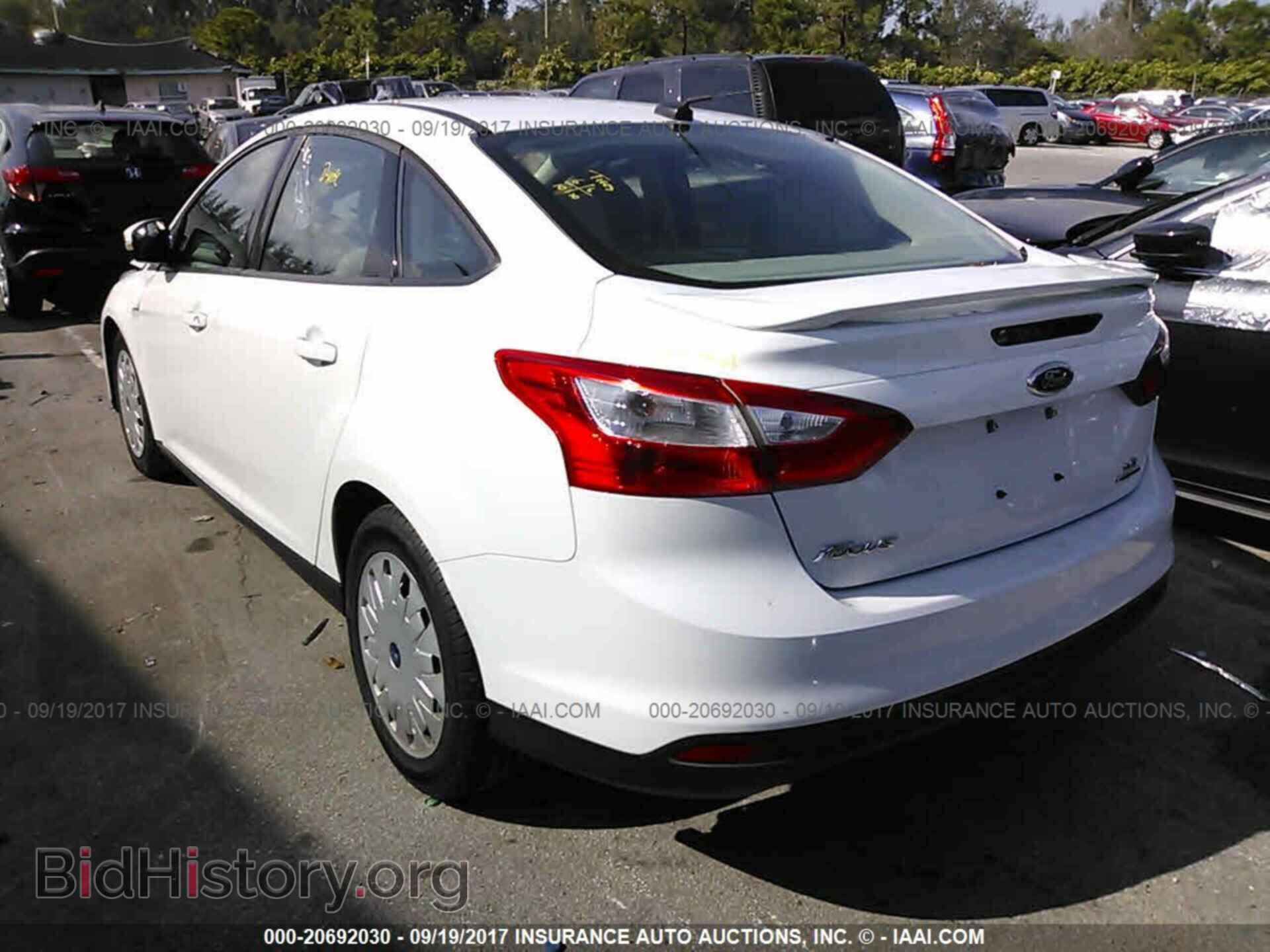 2013 Ford Focus - VIN: 1FADP3F20DL217355 - Photo 3