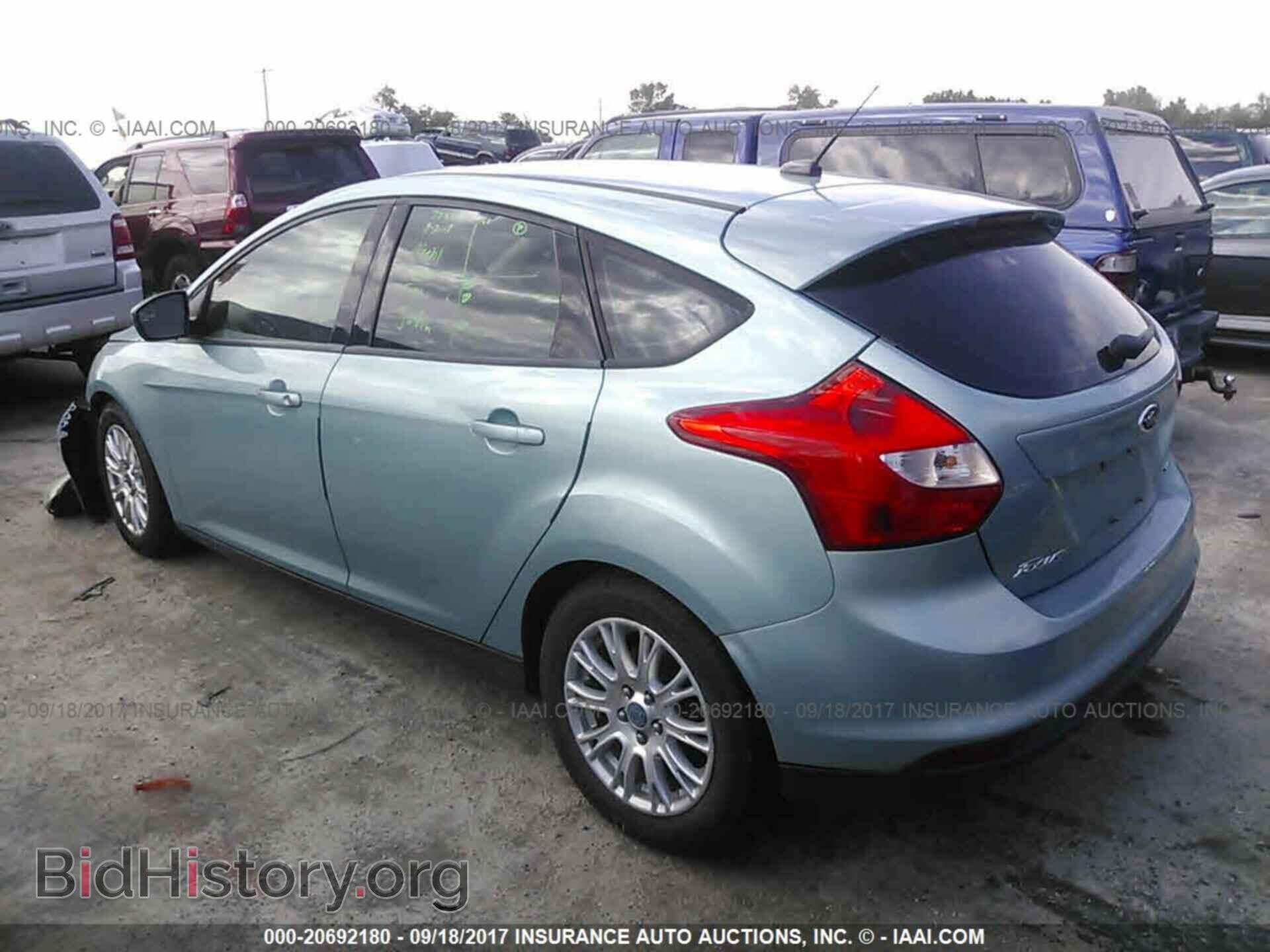 2012 Ford Focus - VIN: 1FAHP3K23CL123475 - Photo 3