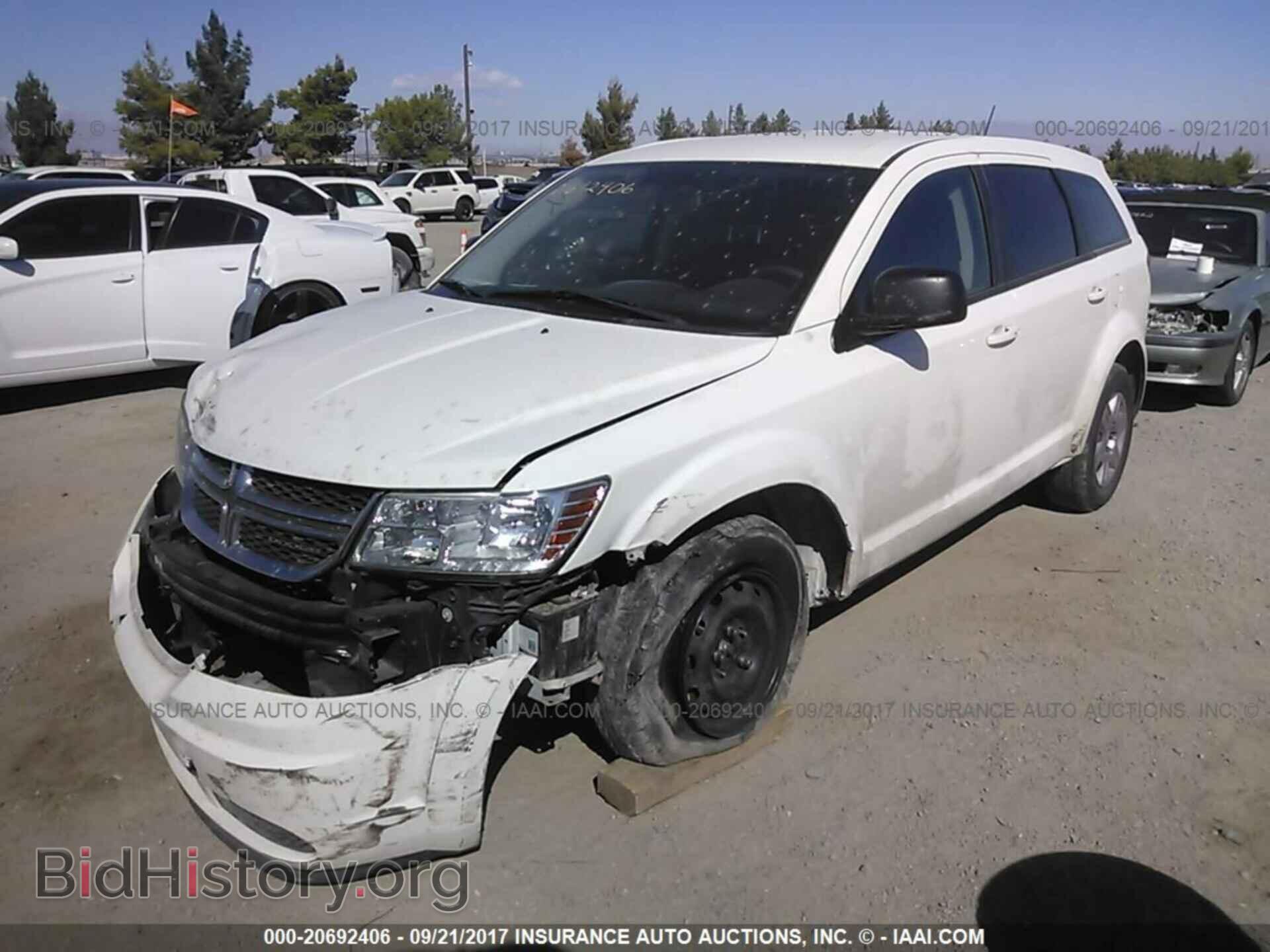 2012 Dodge Journey - VIN: 3C4PDCAB1CT255154 - Фото 2