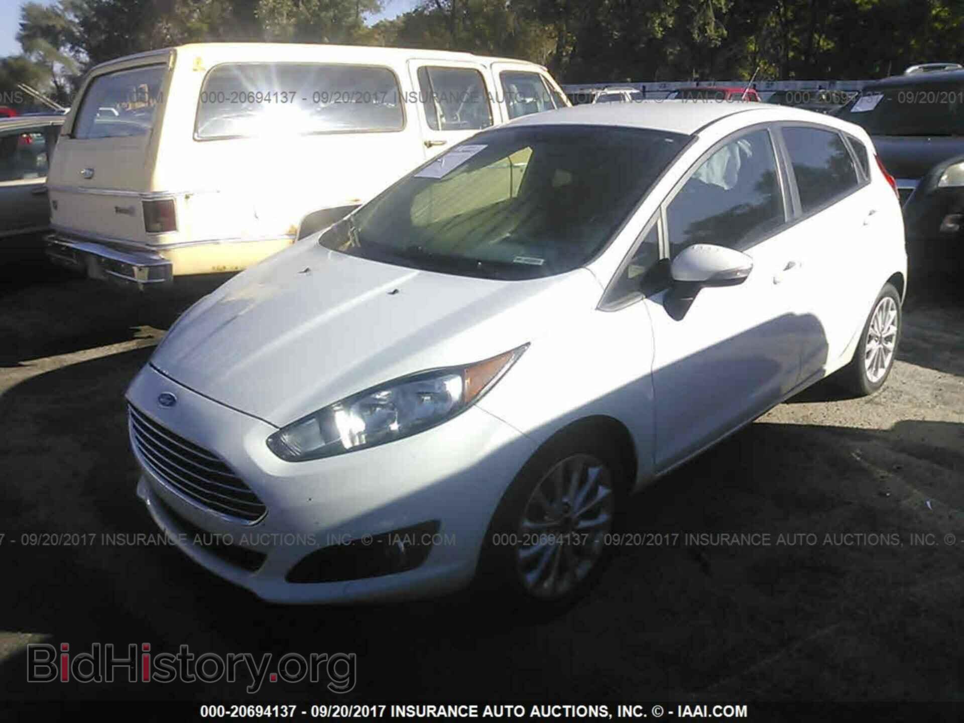 2014 Ford Fiesta - VIN: 3FADP4EJ4EM204302 - Фото 2