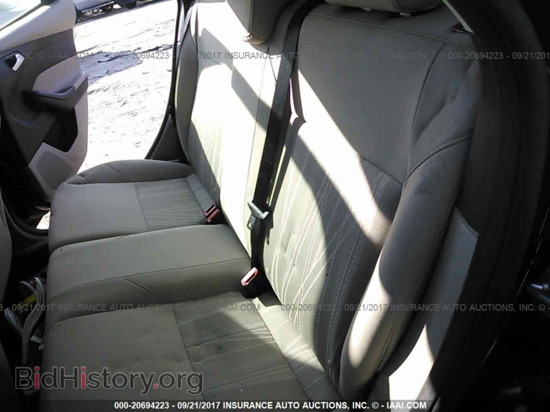 2016 Ford Focus - VIN: 1FADP3K27GL371622 - Photo 8