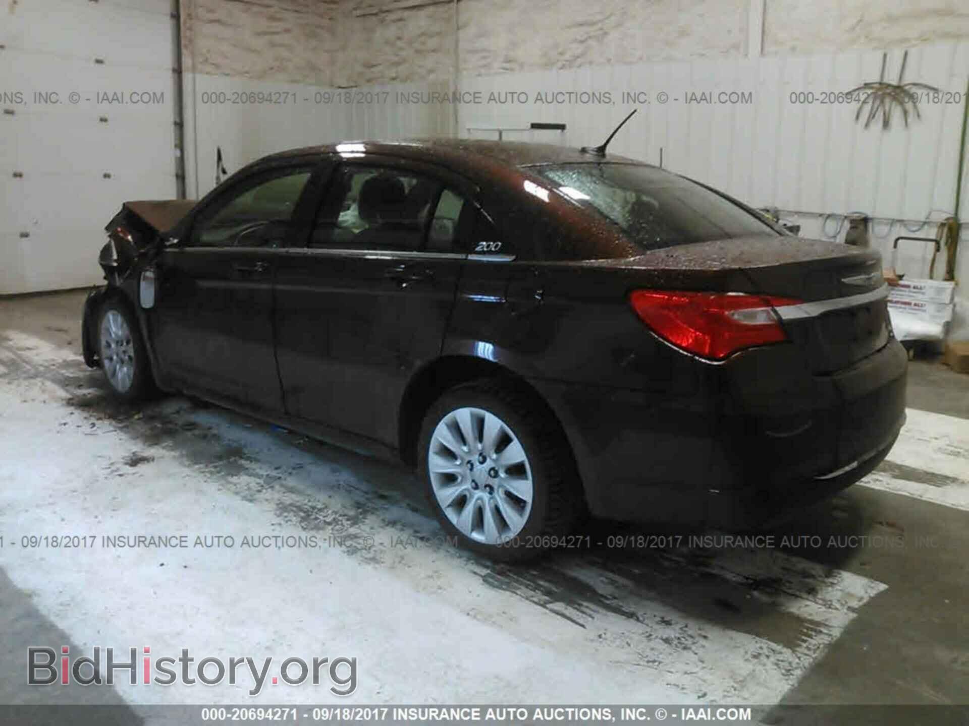 2013 Chrysler 200 - VIN: 1C3CCBAB6DN620915 - Photo 3