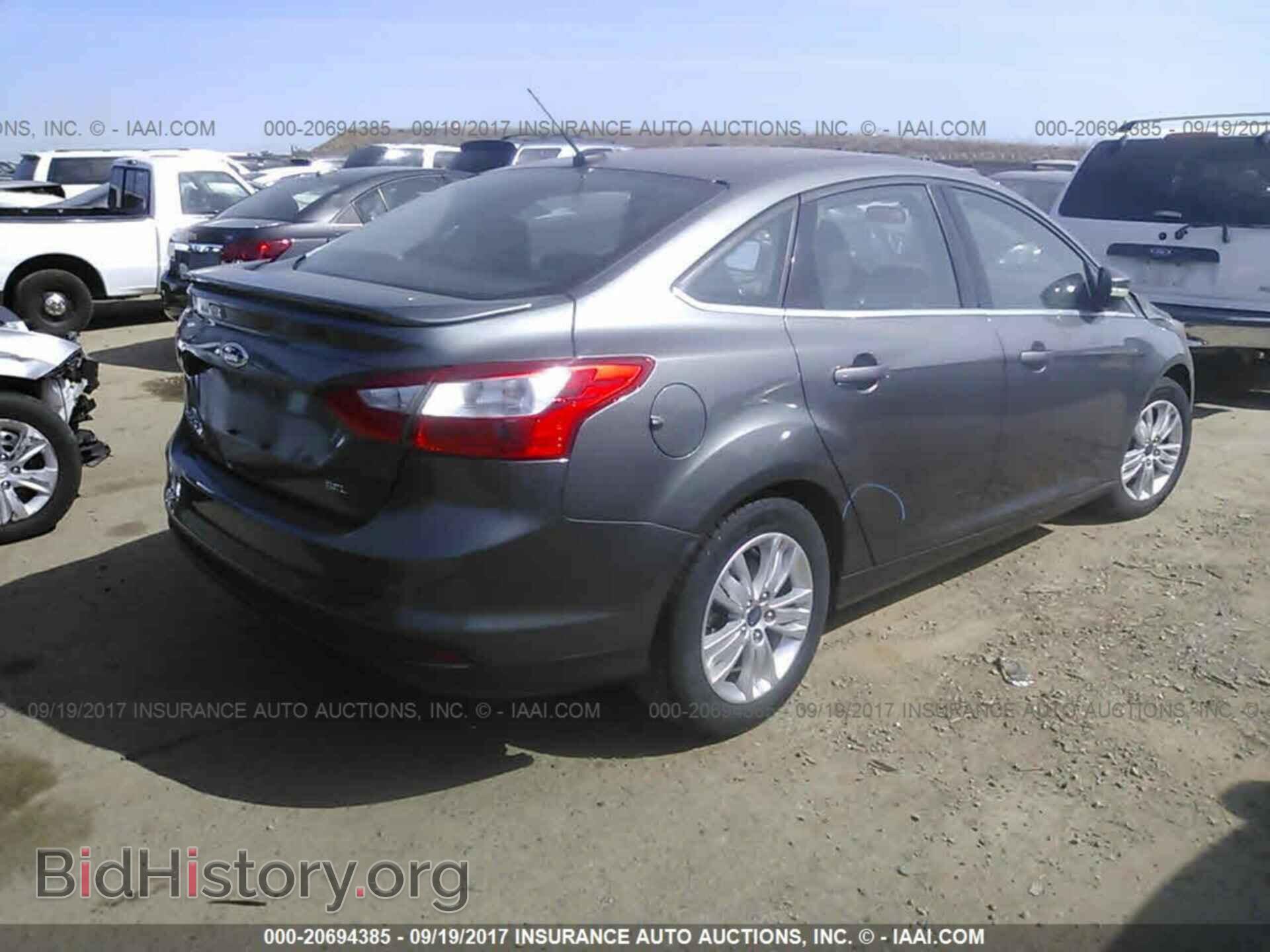 2012 Ford Focus - VIN: 1FAHP3H23CL431298 - Photo 4