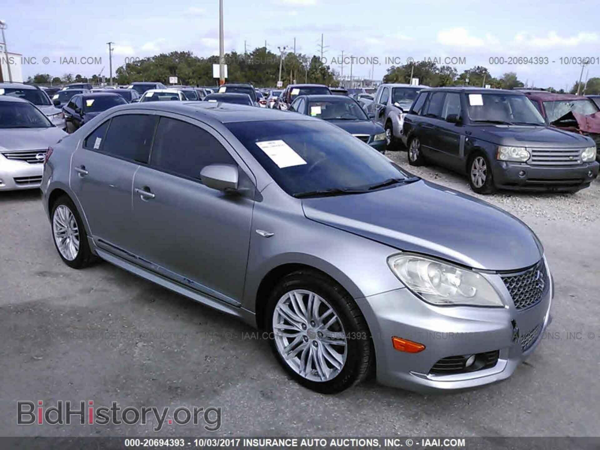 Photo JS2RE9A84B6110640 - Suzuki Kizashi 2011
