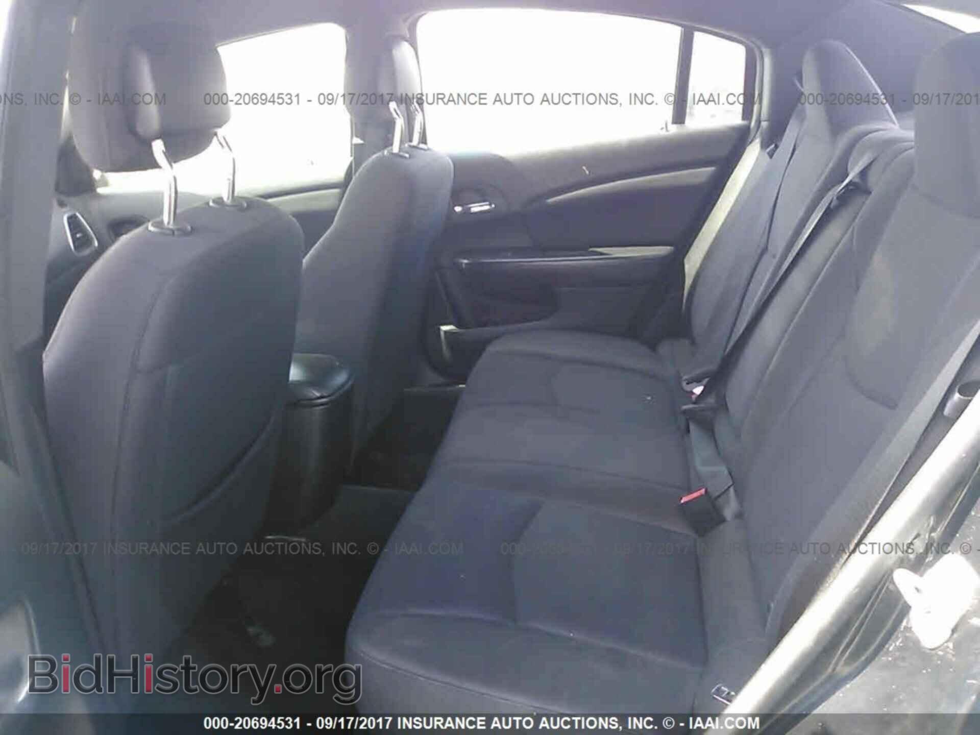 2014 Chrysler 200 - VIN: 1C3CCBBG1EN115229 - Фото 8