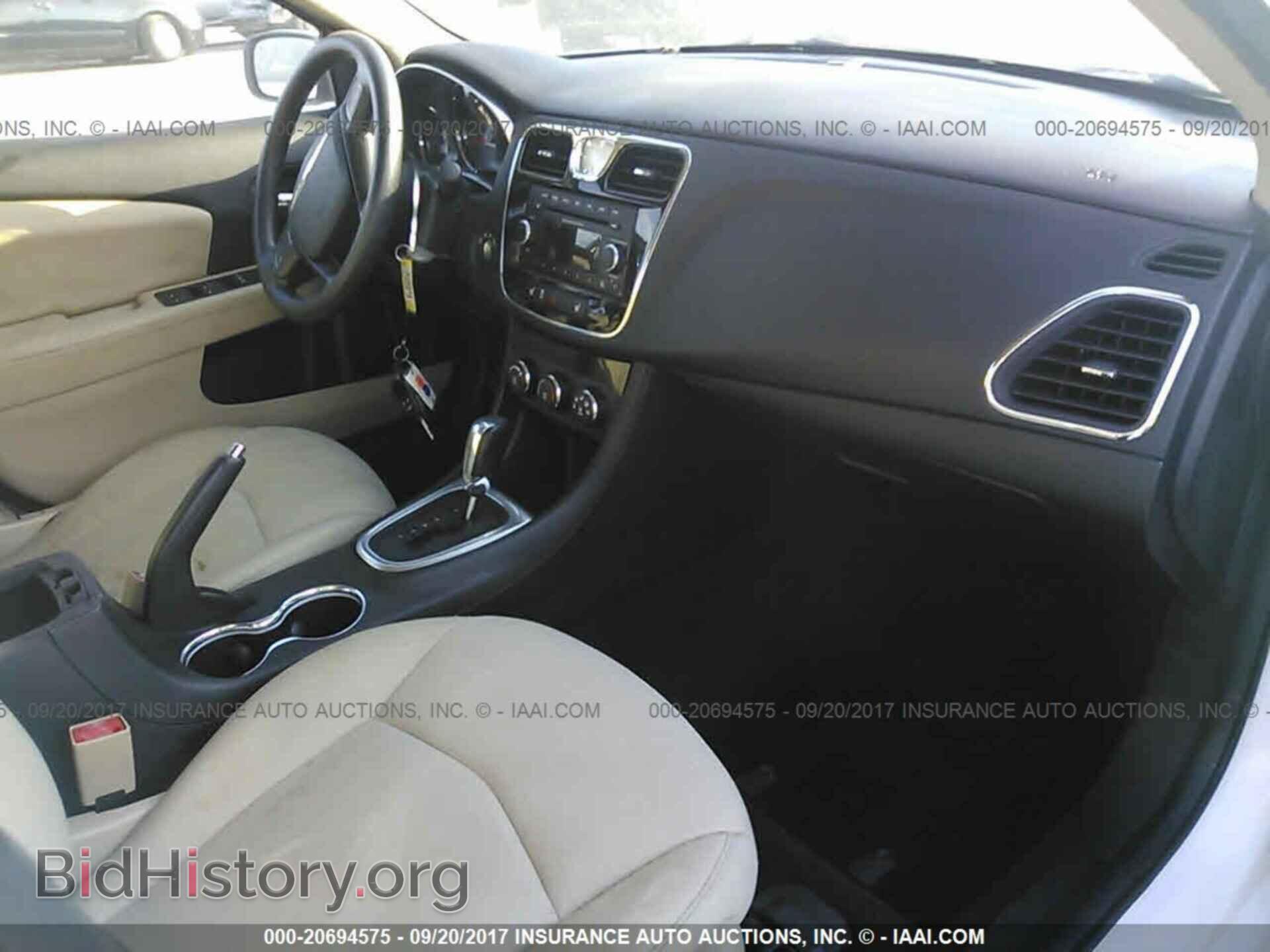2013 Chrysler 200 - VIN: 1C3CCBAG4DN724296 - Фото 5