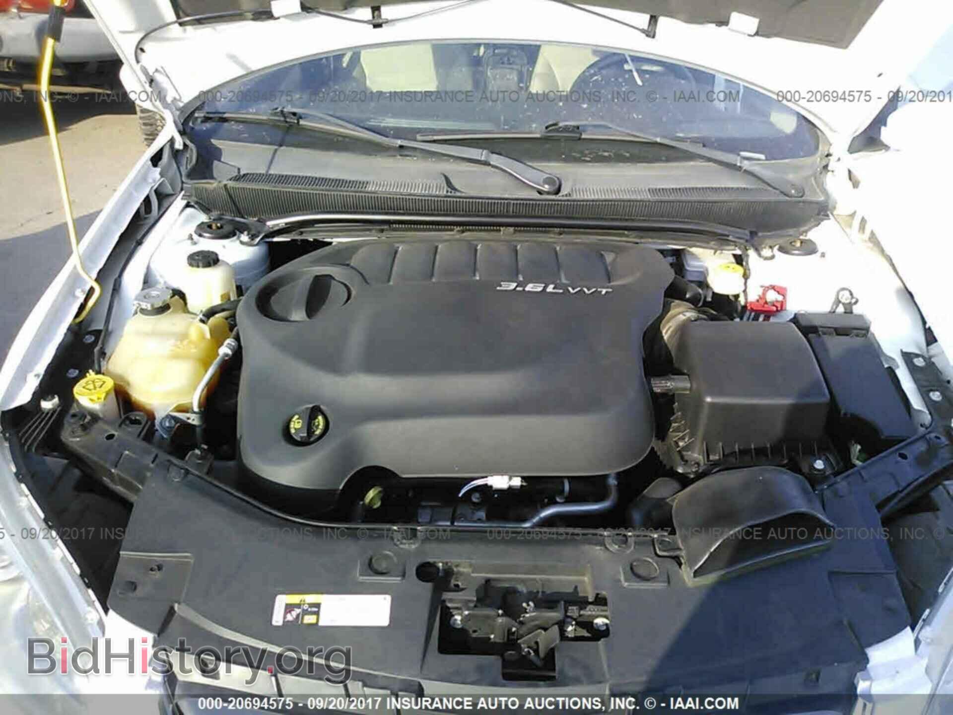 2013 Chrysler 200 - VIN: 1C3CCBAG4DN724296 - Фото 10