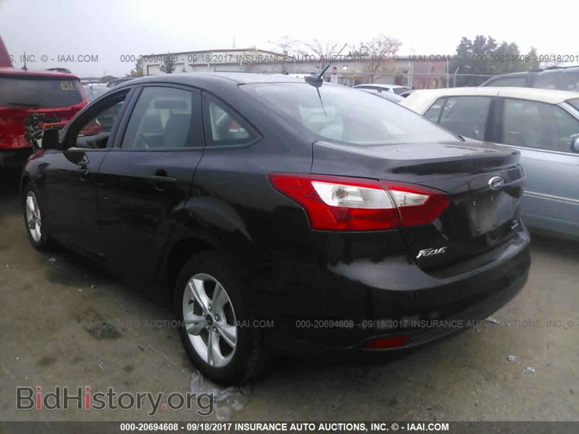 2013 Ford Focus - VIN: 1FADP3F26DL351223 - Photo 3