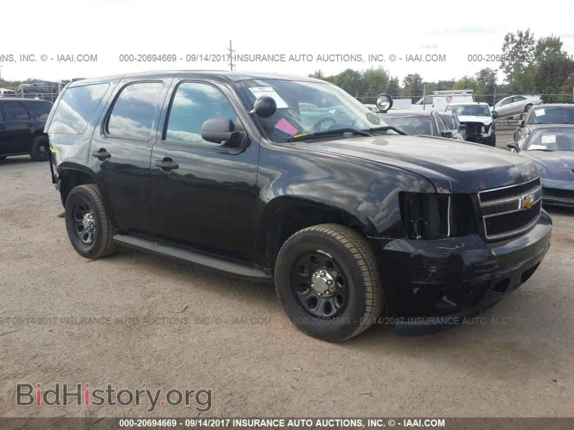 Photo 1GNLC2E06CR270107 - Chevrolet Tahoe 2012