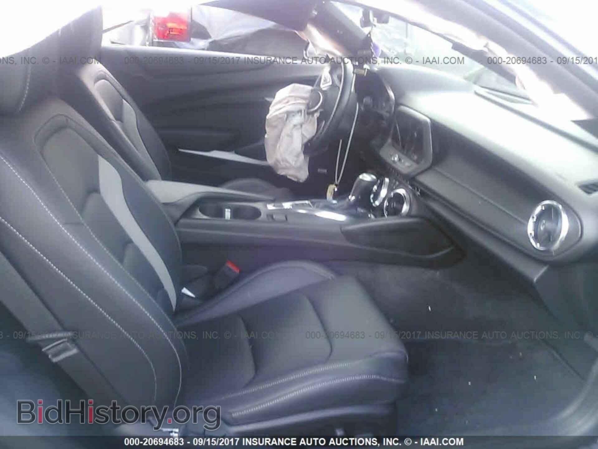 2017 Chevrolet Camaro - VIN: 1G1FD1RS4H0181732 - Фото 5