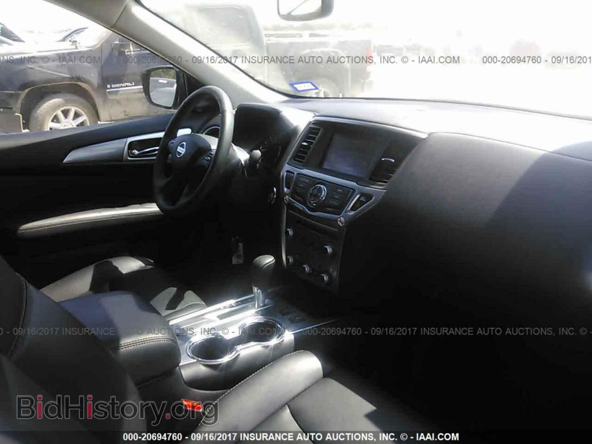 2017 Nissan Pathfinder - VIN: 5N1DR2MN1HC669585 - Фото 5