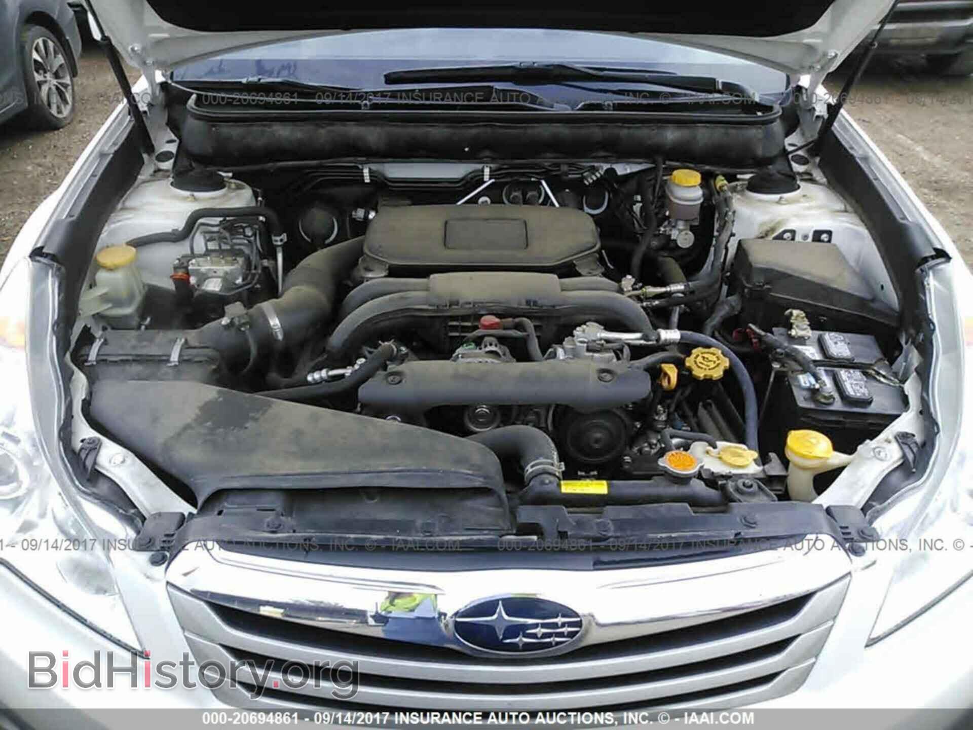 2011 Subaru Outback - VIN: 4S4BRBCC2B3342949 - Фото 10