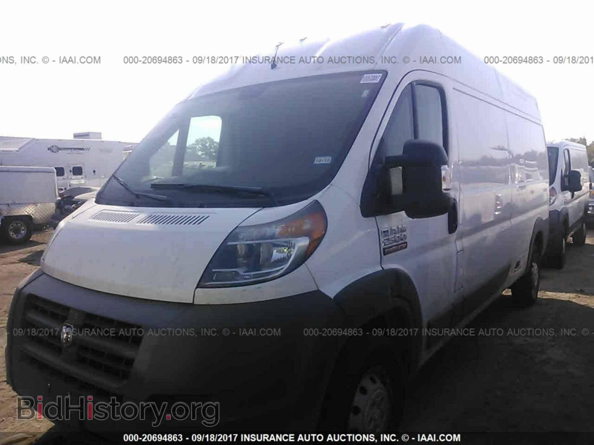2017 Ram Promaster 2500 - VIN: 3C6TRVDG1HE512500 - Фото 2