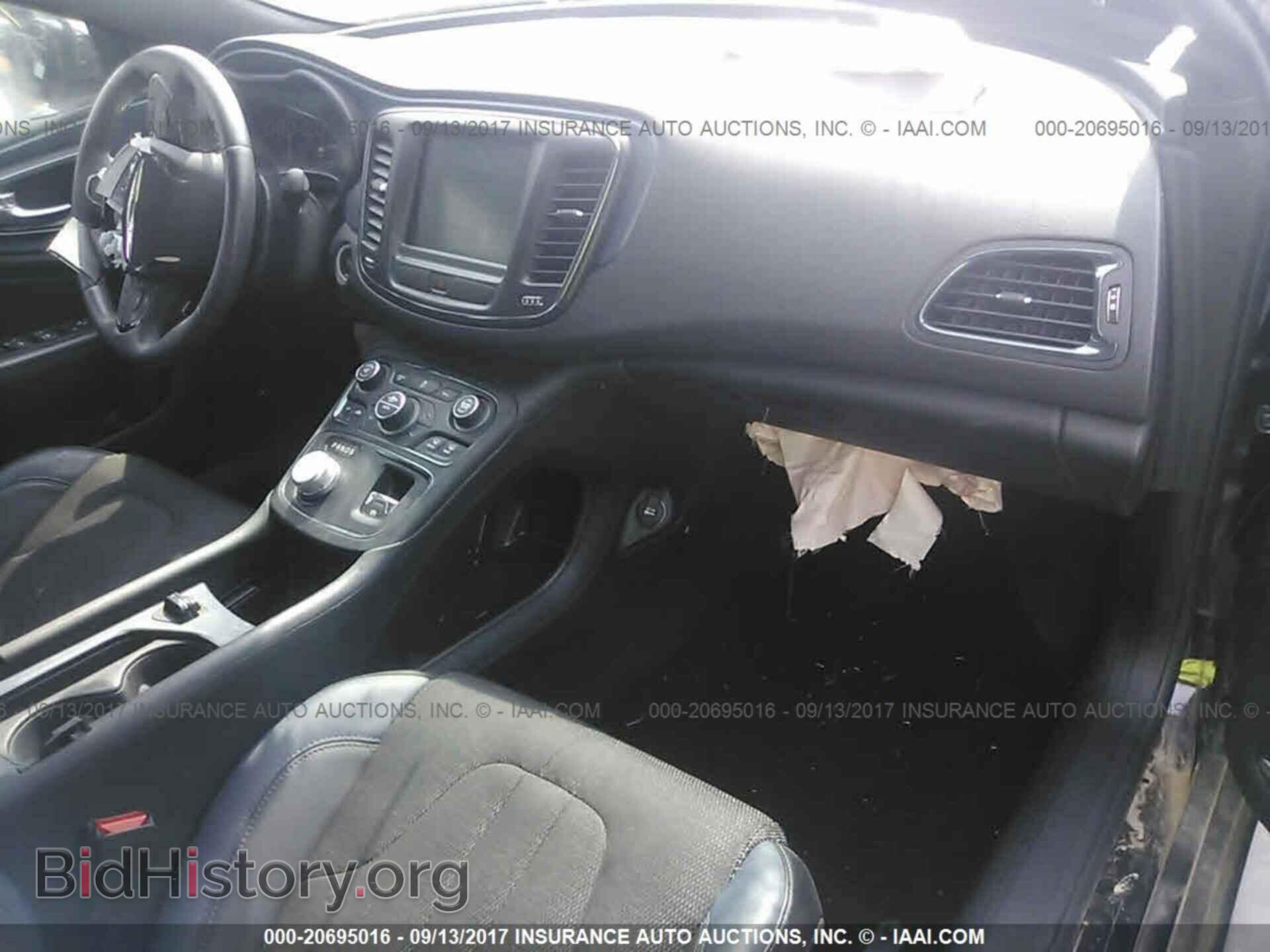 2015 Chrysler 200 - VIN: 1C3CCCBB4FN698052 - Фото 5