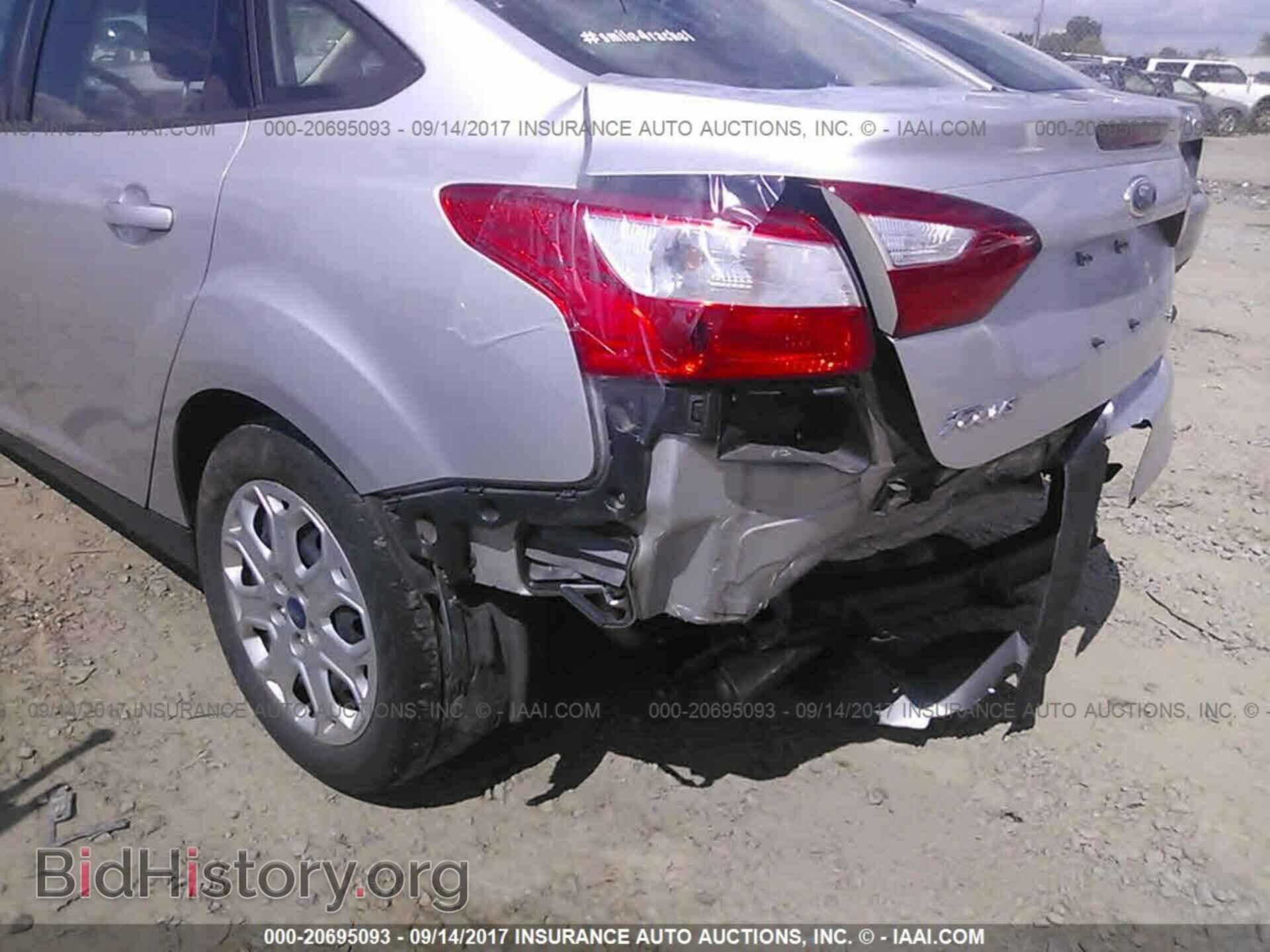2012 Ford Focus - VIN: 1FAHP3F20CL217761 - Photo 6