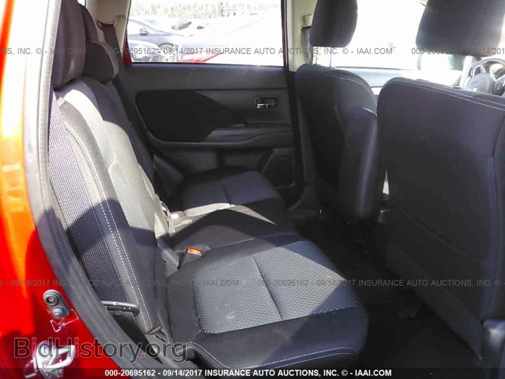 2017 Mitsubishi Outlander - VIN: JA4AD3A39HZ028285 - Фото 8