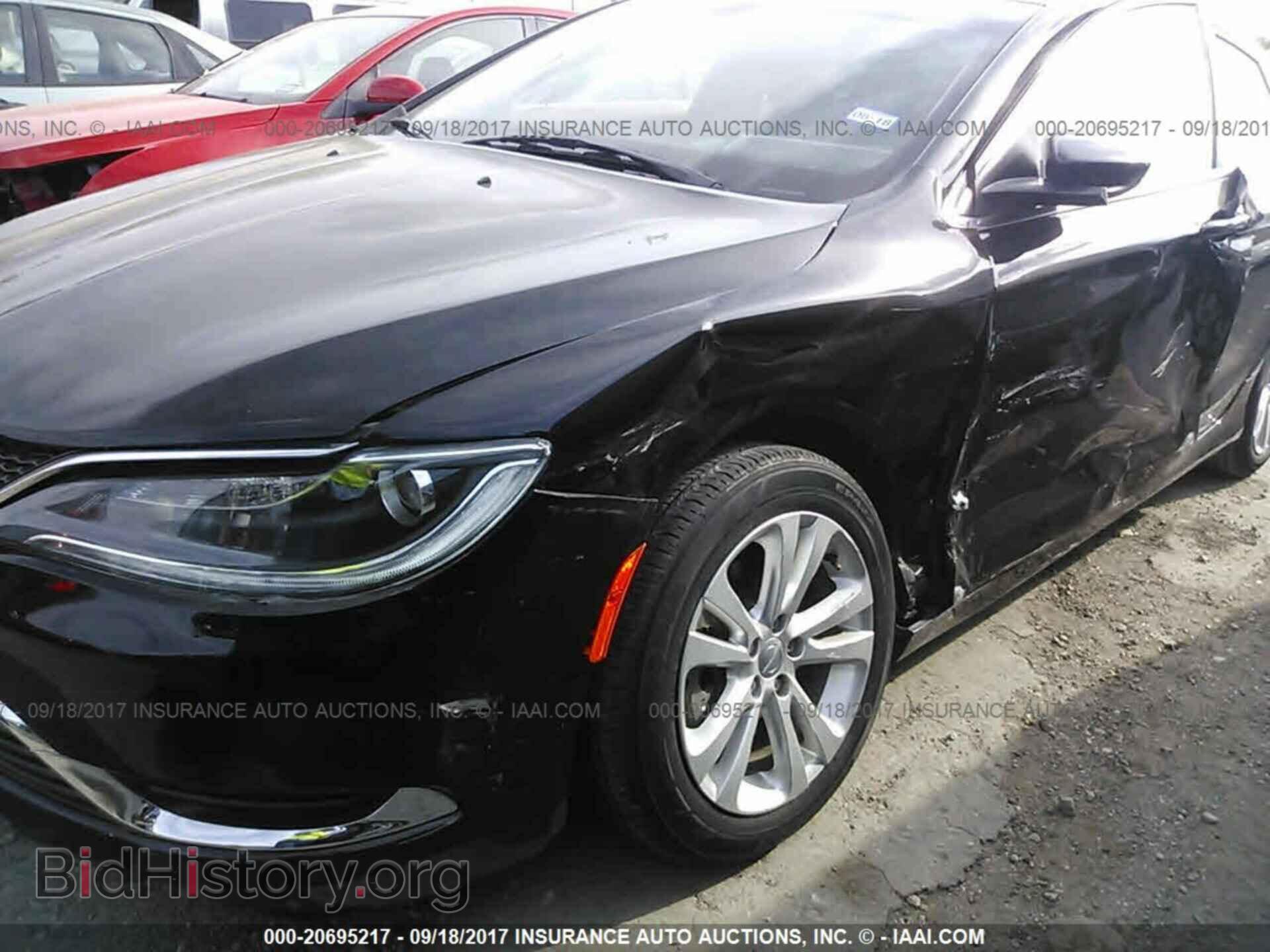 2015 Chrysler 200 - VIN: 1C3CCCAB2FN748173 - Photo 6