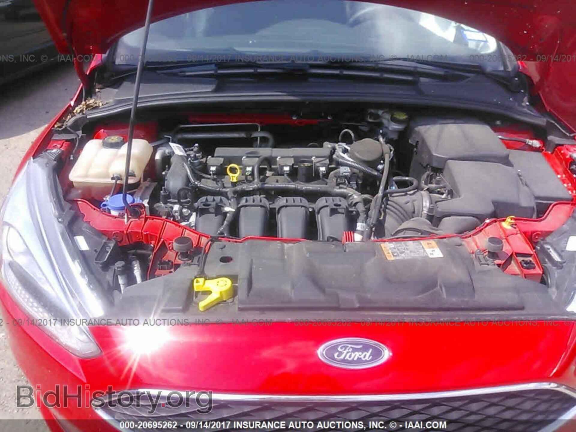 2016 Ford Focus - VIN: 1FADP3F24GL291348 - Photo 10