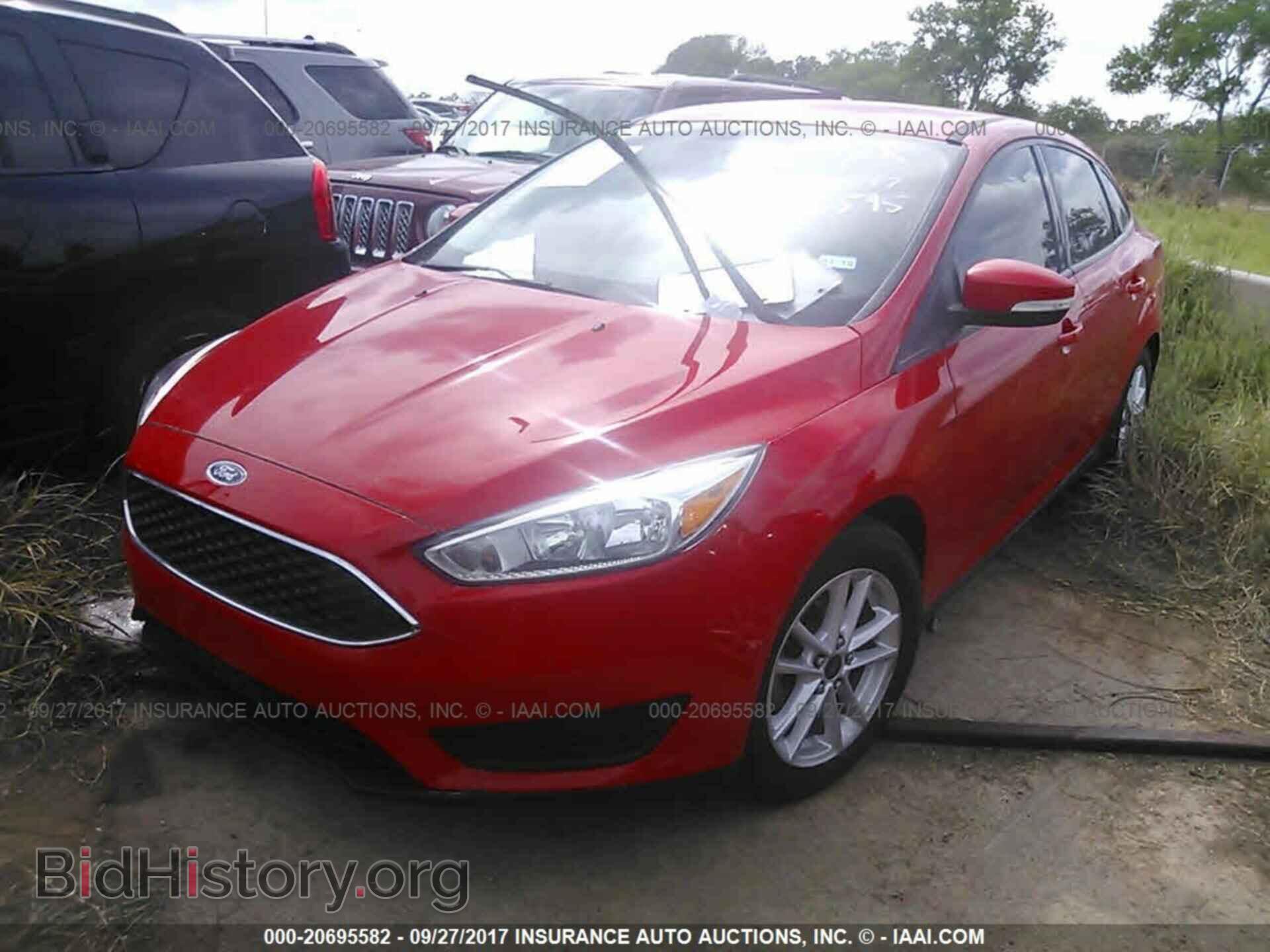 2015 Ford Focus - VIN: 1FADP3F23FL313595 - Photo 2