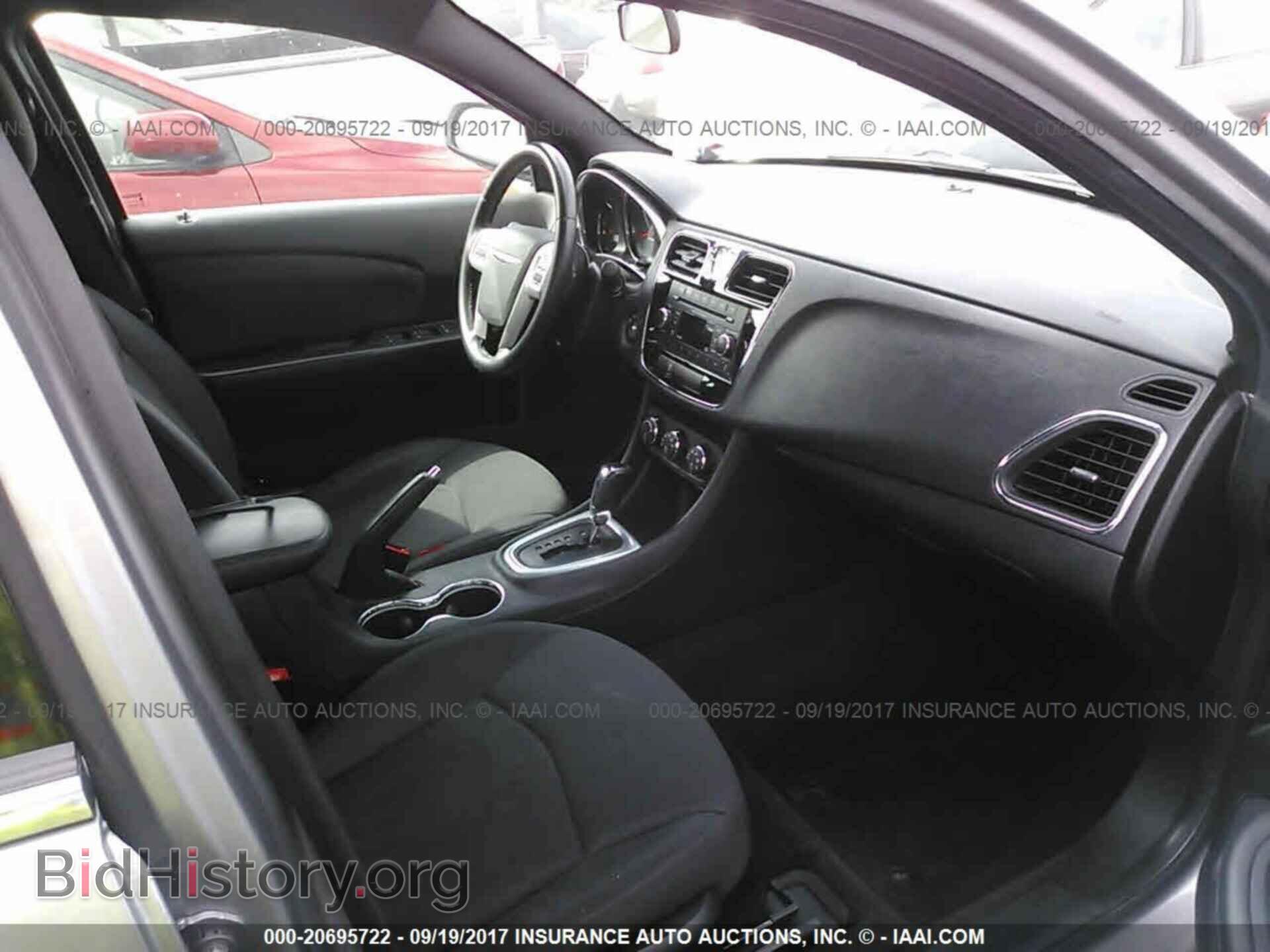2013 Chrysler 200 - VIN: 1C3CCBBG4DN531936 - Photo 5
