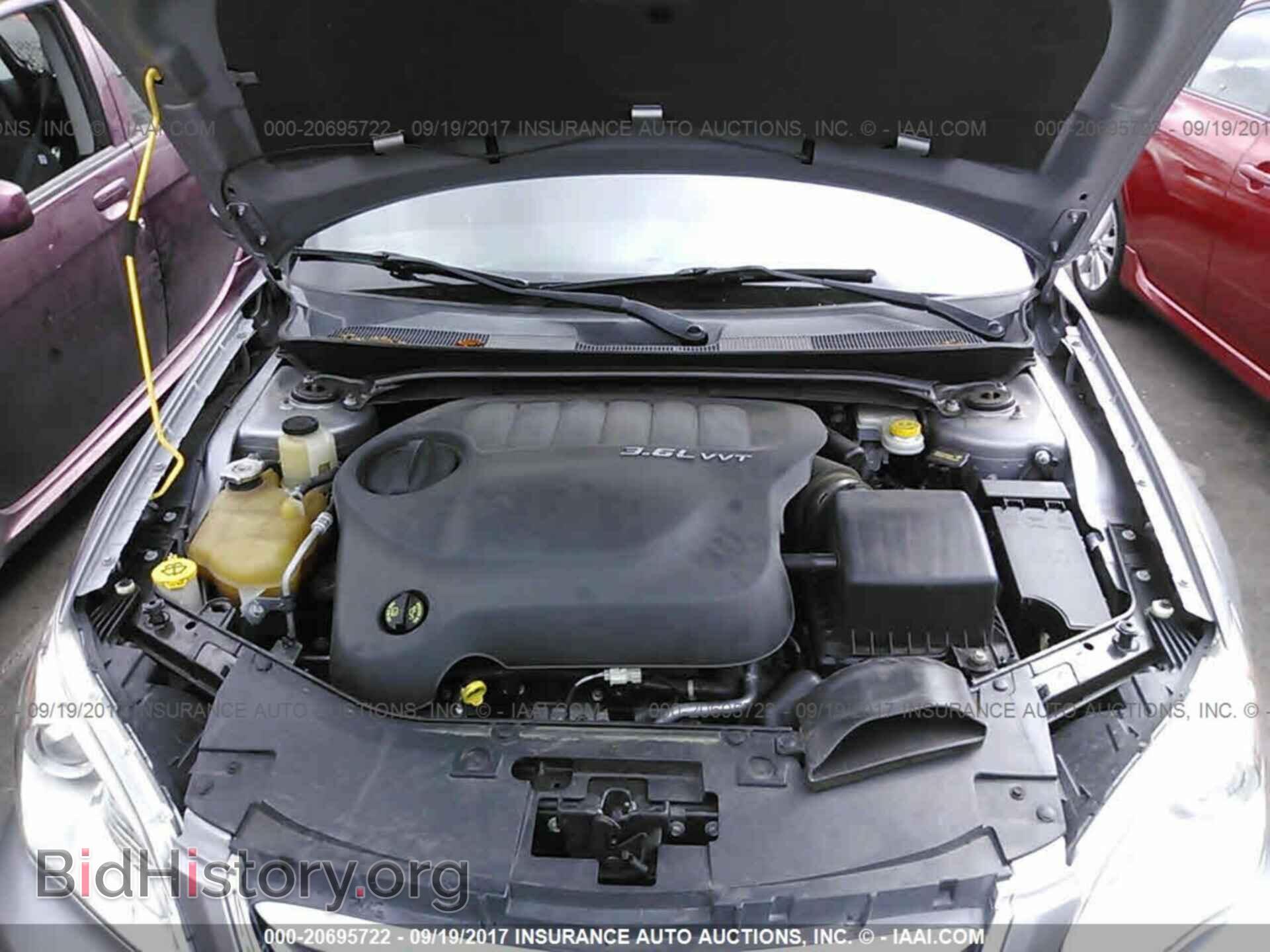 2013 Chrysler 200 - VIN: 1C3CCBBG4DN531936 - Photo 10