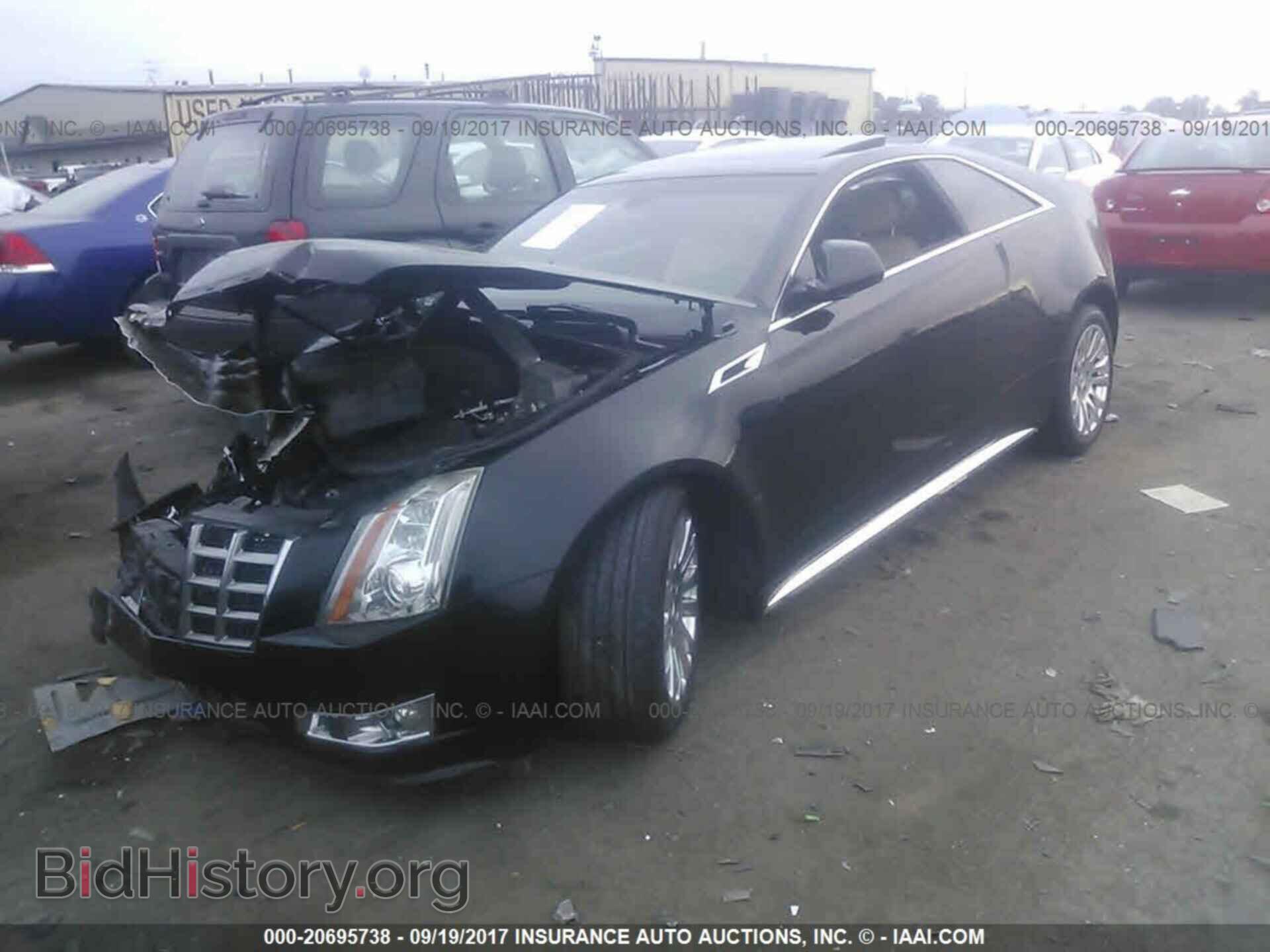 2012 Cadillac Cts - VIN: 1G6DS1E30C0137354 - Фото 2