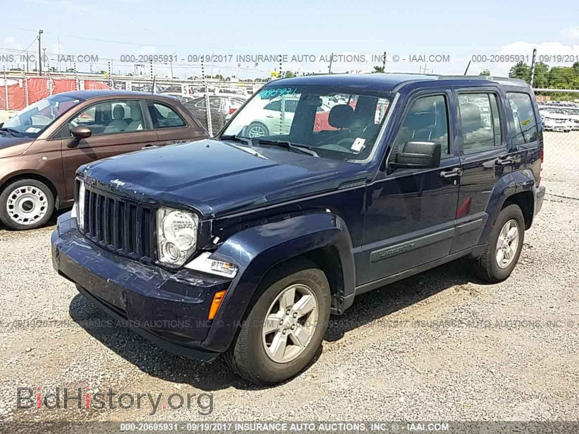 2012 Jeep Liberty - VIN: 1C4PJLAKXCW159333 - Фото 2
