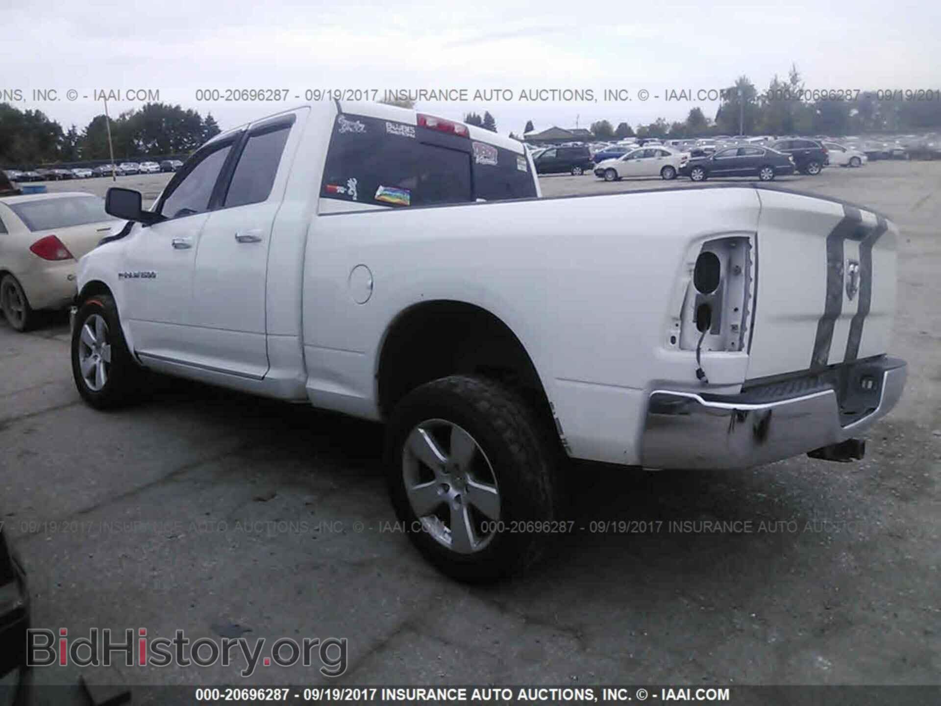 2011 Dodge Ram 1500 - VIN: 1D7RV1GT2BS562896 - Фото 3