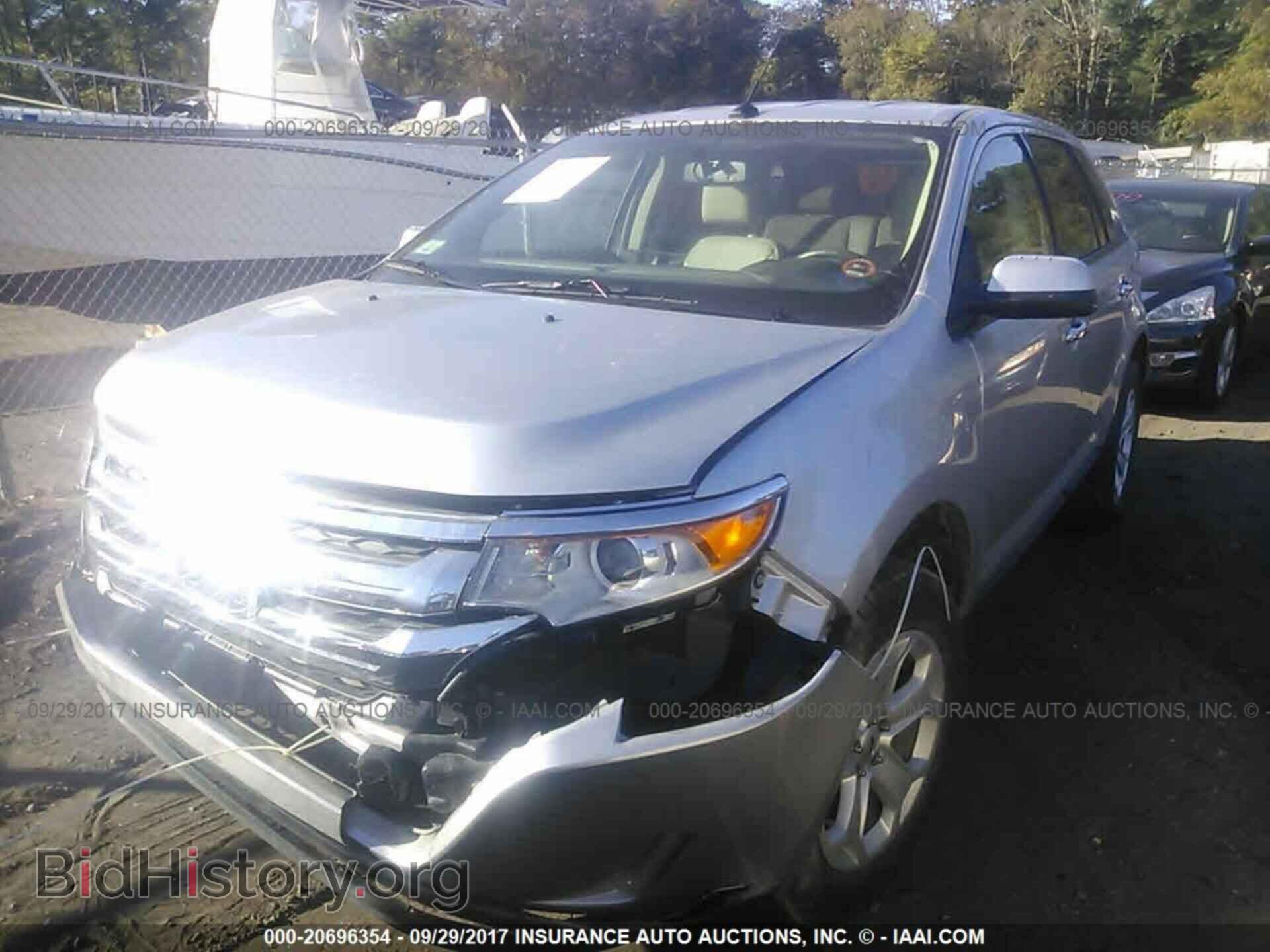 2011 Ford Edge - VIN: 2FMDK4JC5BBB09532 - Photo 2