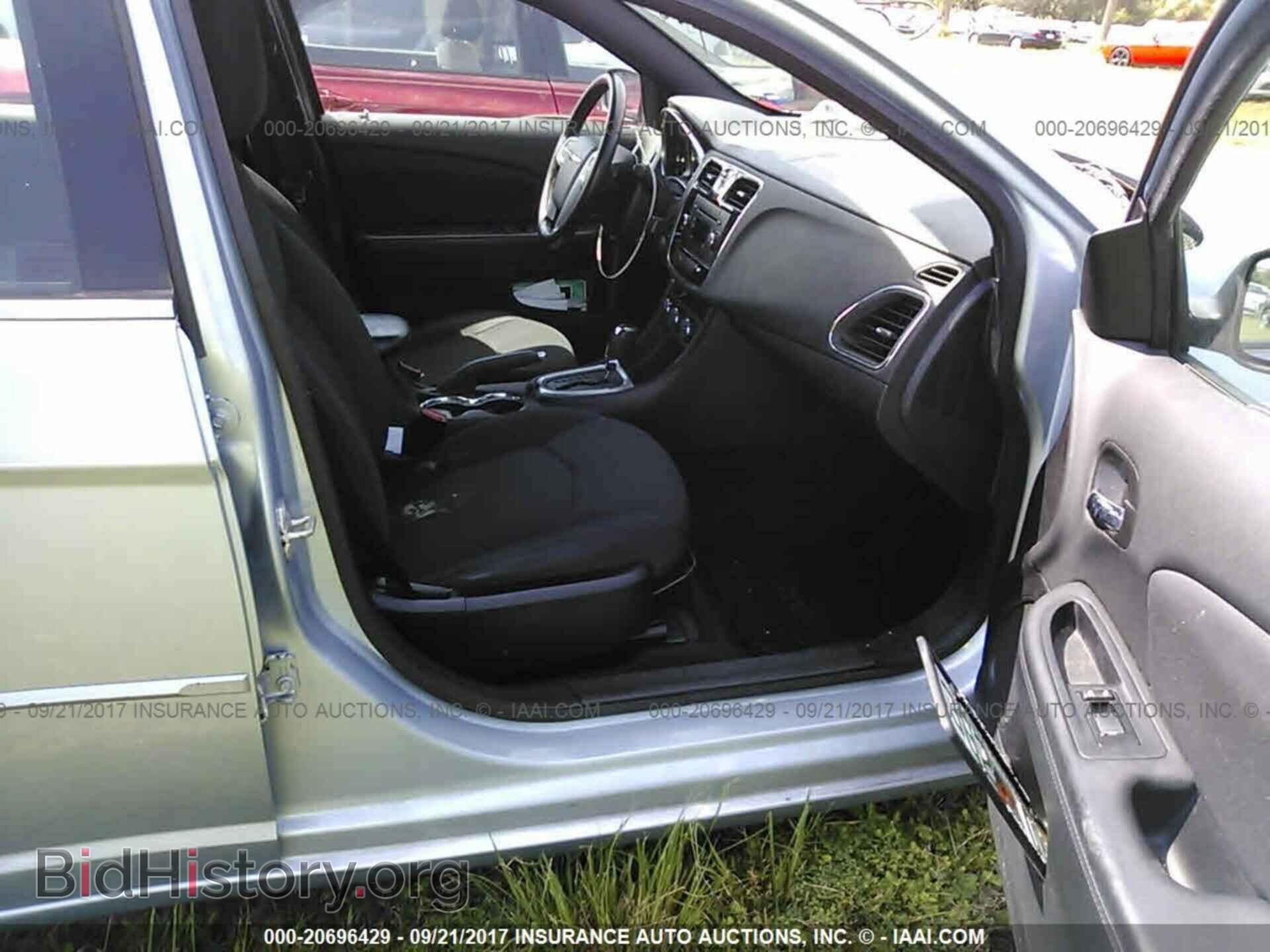 2013 Chrysler 200 - VIN: 1C3CCBBB6DN732774 - Photo 5