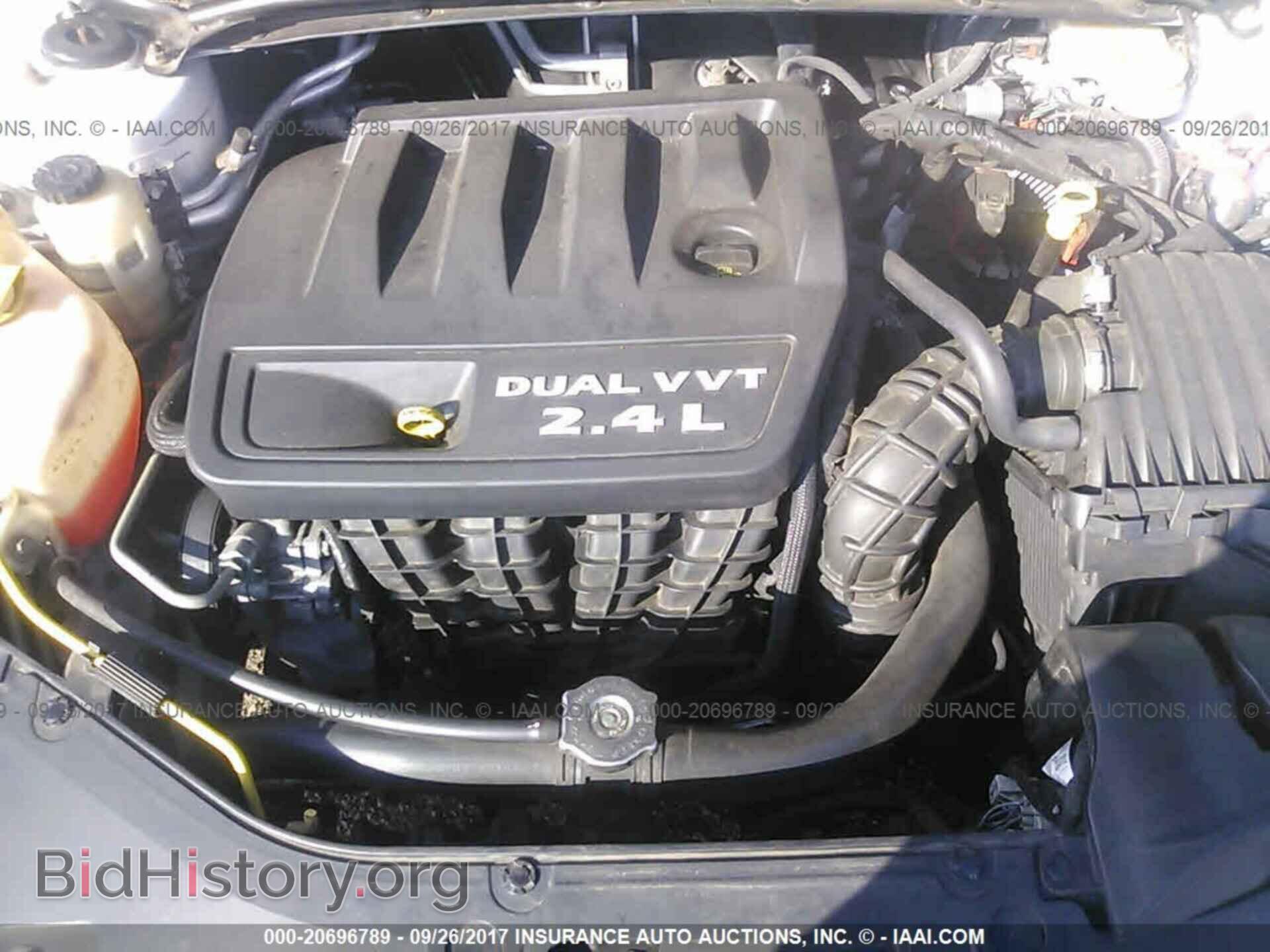 2012 Chrysler 200 - VIN: 1C3CCBAB8CN291875 - Фото 10