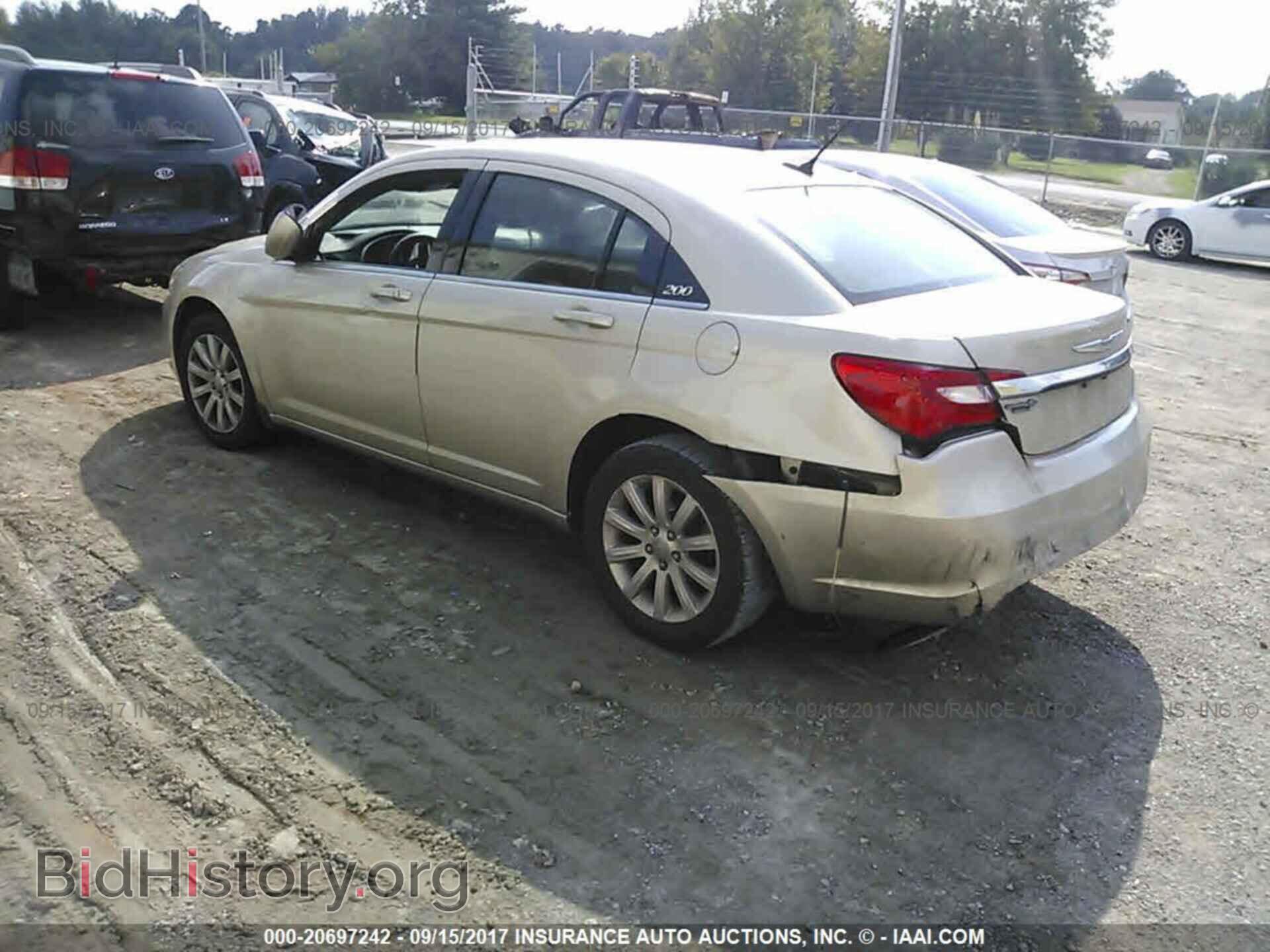 2013 Chrysler 200 - VIN: 1C3CCBBB5DN763675 - Фото 6