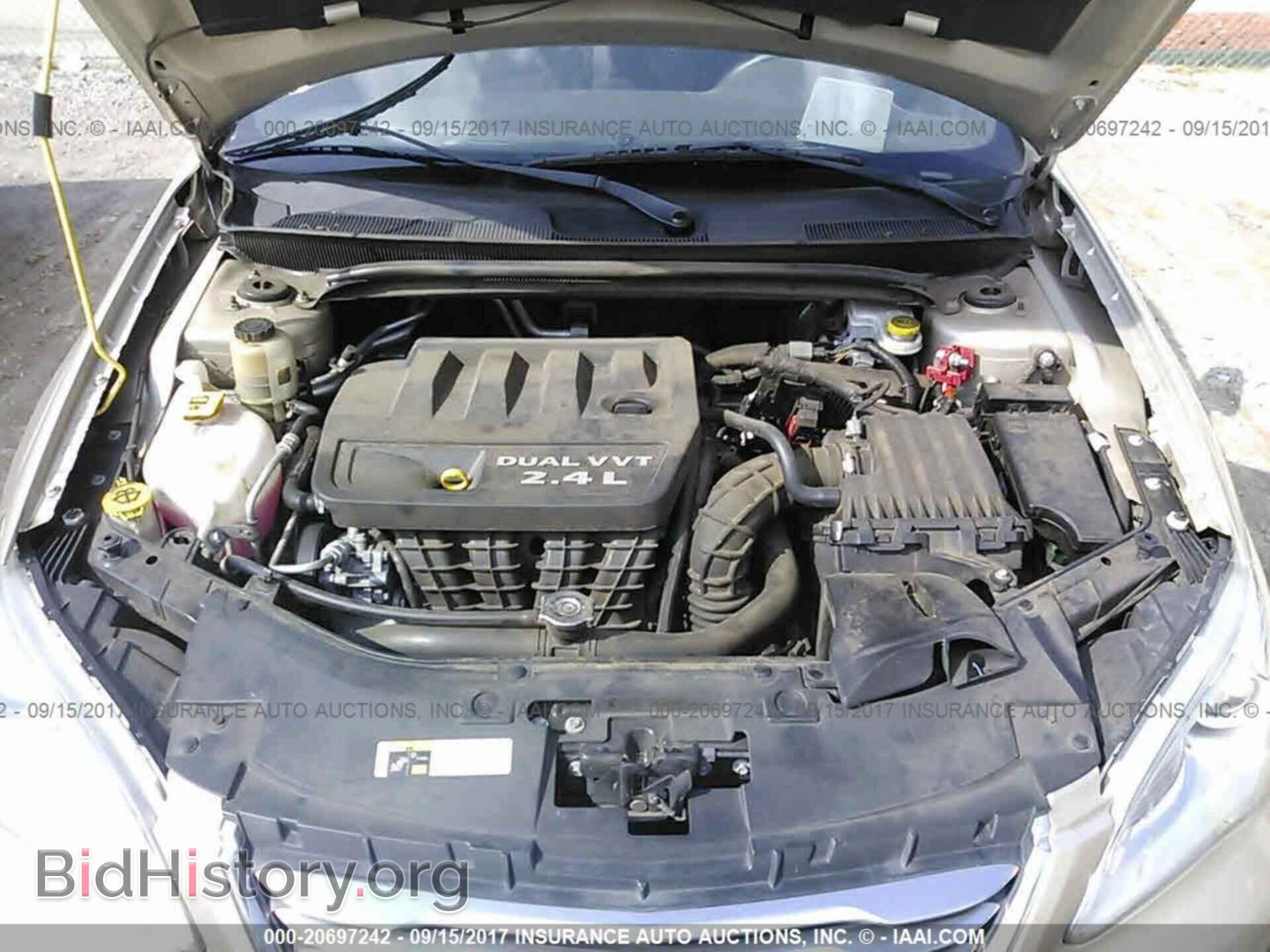 2013 Chrysler 200 - VIN: 1C3CCBBB5DN763675 - Фото 10