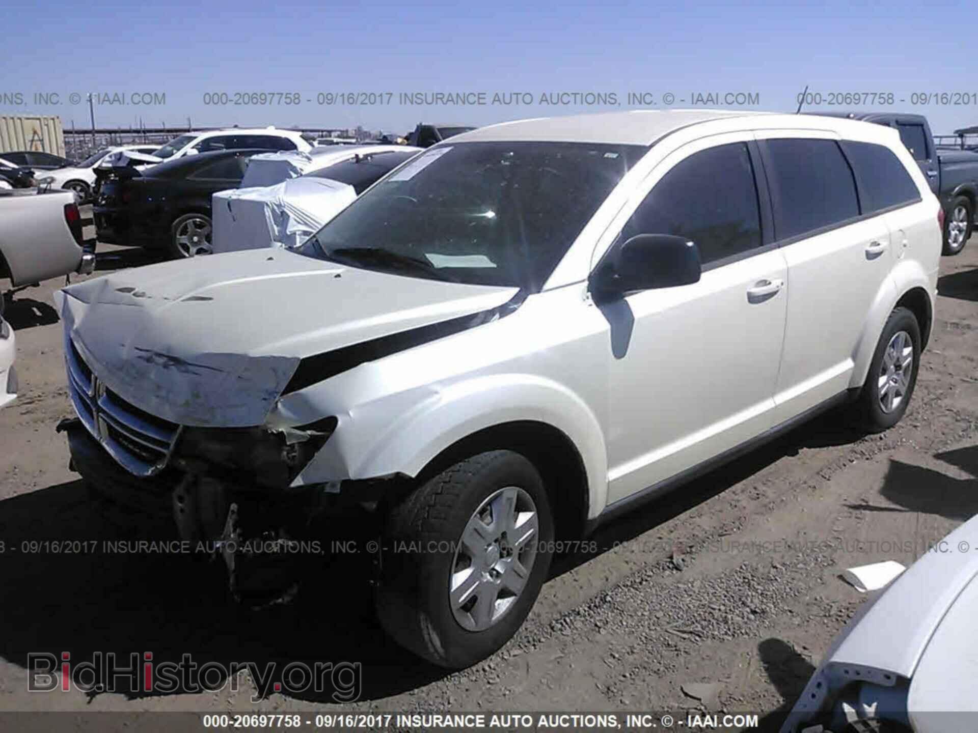 2012 Dodge Journey - VIN: 3C4PDCAB9CT390155 - Фото 2