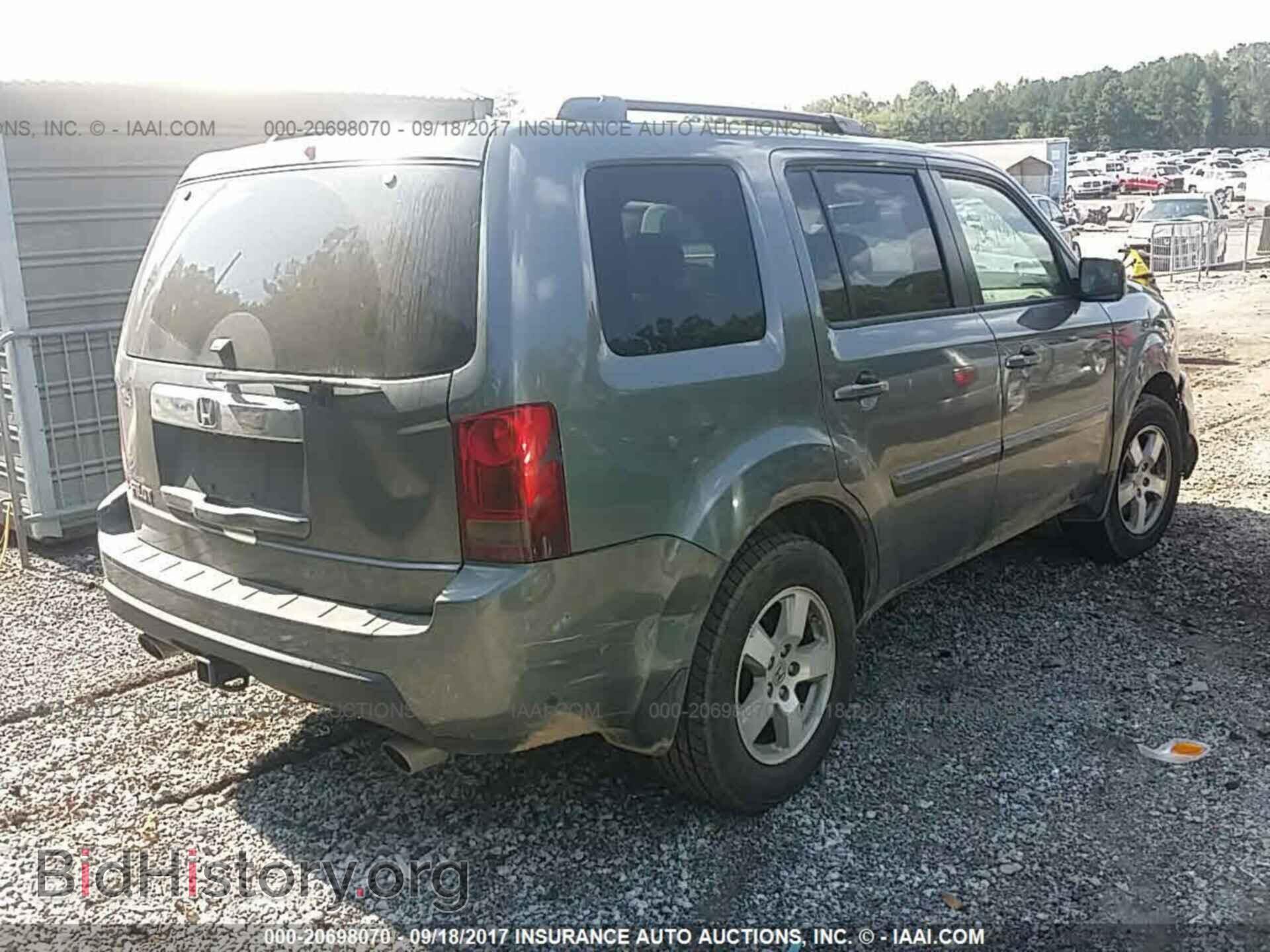 2011 Honda Pilot - VIN: 5FNYF3H54BB032456 - Photo 4