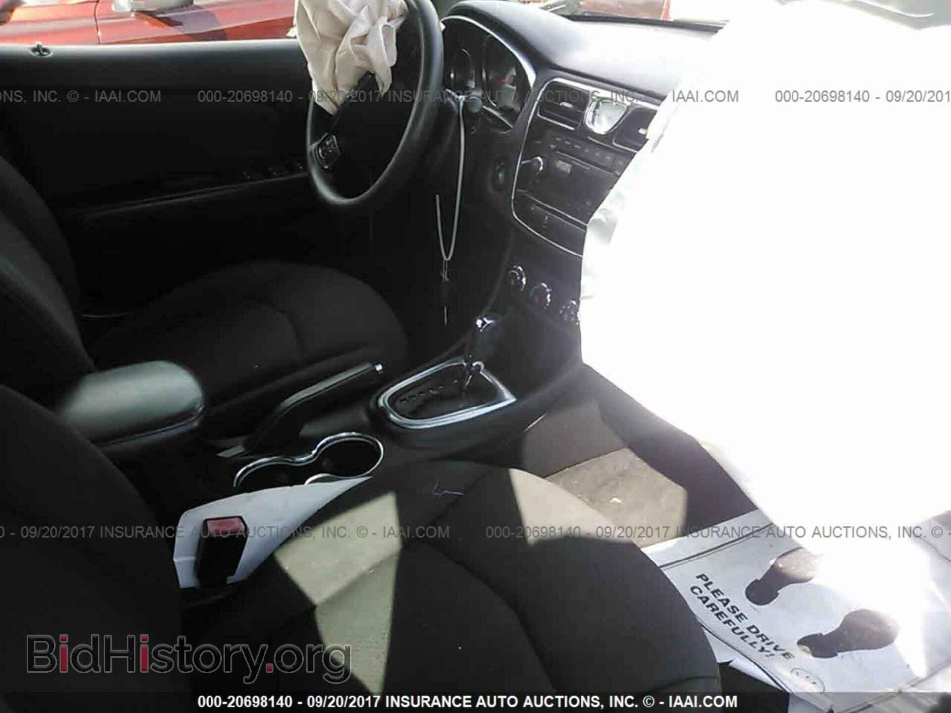 2012 Chrysler 200 - VIN: 1C3CCBAB9CN201617 - Фото 5