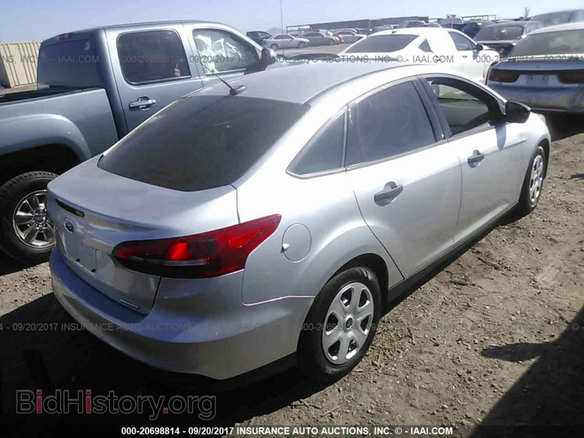 2016 Ford Focus - VIN: 1FADP3E22GL362628 - Фото 4