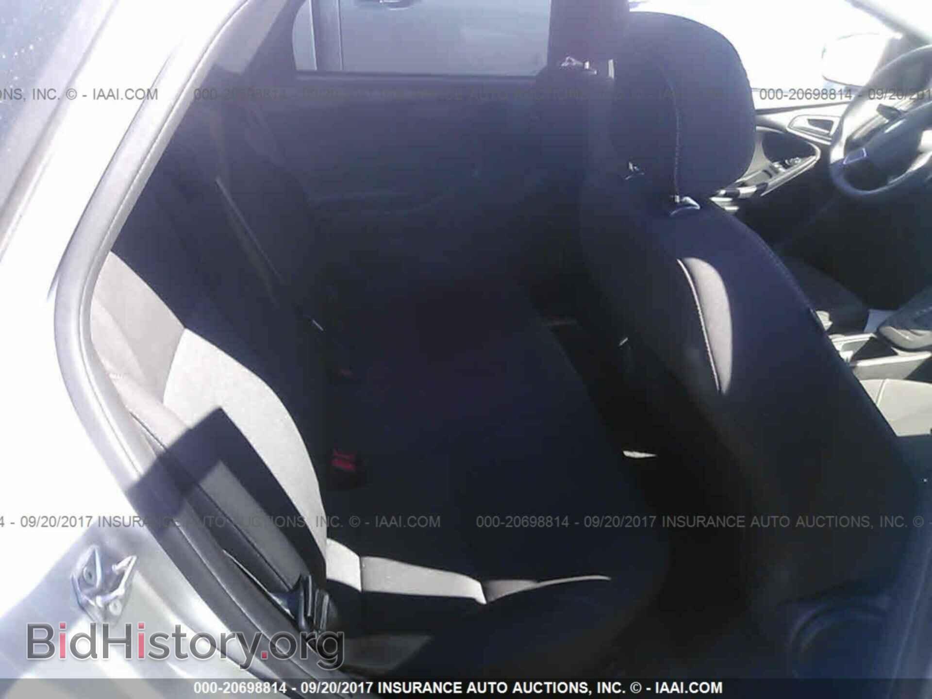 2016 Ford Focus - VIN: 1FADP3E22GL362628 - Фото 8