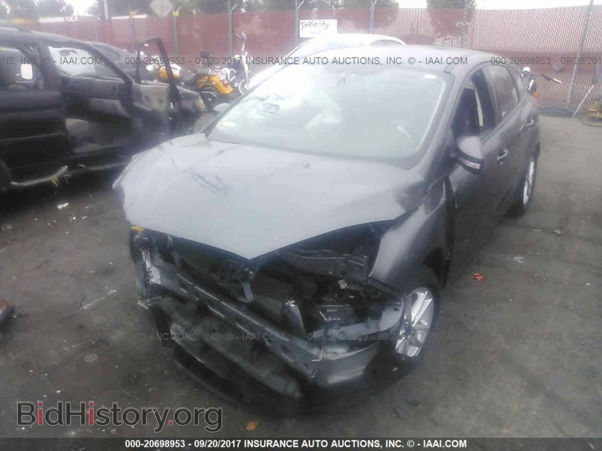 2016 Ford Focus - VIN: 1FADP3K23GL246472 - Фото 2