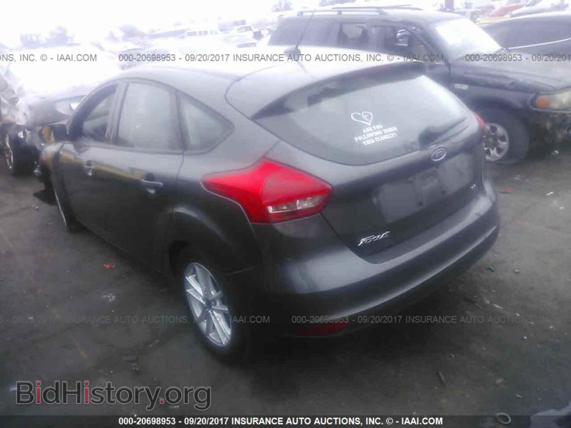 2016 Ford Focus - VIN: 1FADP3K23GL246472 - Фото 3